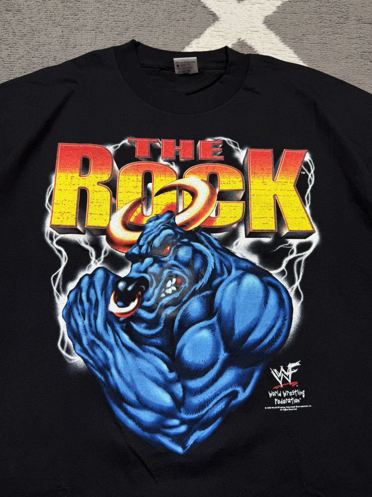 WWE Vintage 2000 WWE WWF The Rock Graphic Tee T-shirt men’s XL Size US XL / EU 56 / 4 - 7 Thumbnail