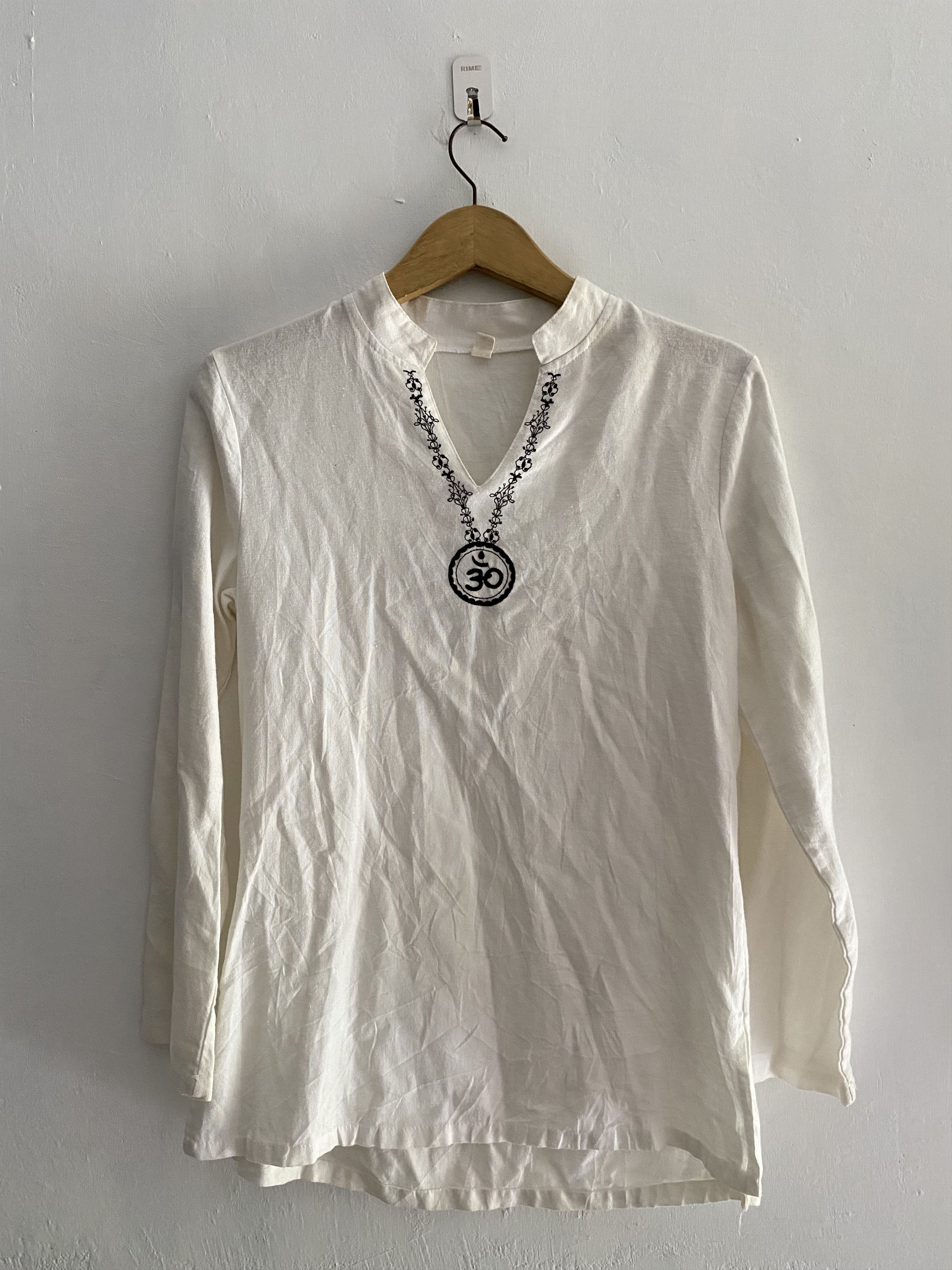 Japanese Brand Indian style longsleeve tshirts Size US M / EU 48-50 / 2 - 1 Thumbnail