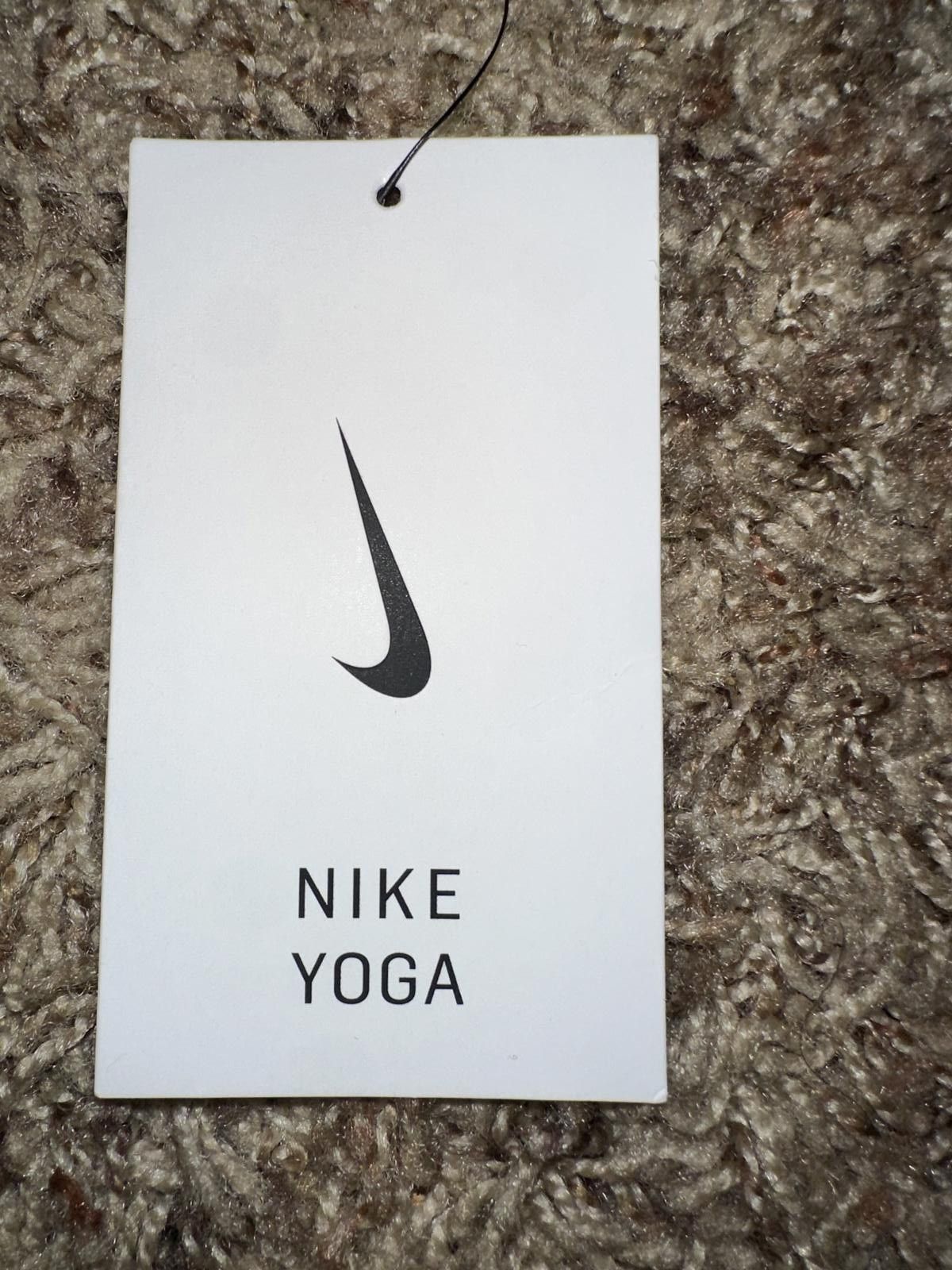Nike Nike Women's Yoga Long Sleeve Shirt Sample Size S / US 4 / IT 40 - 7 Thumbnail
