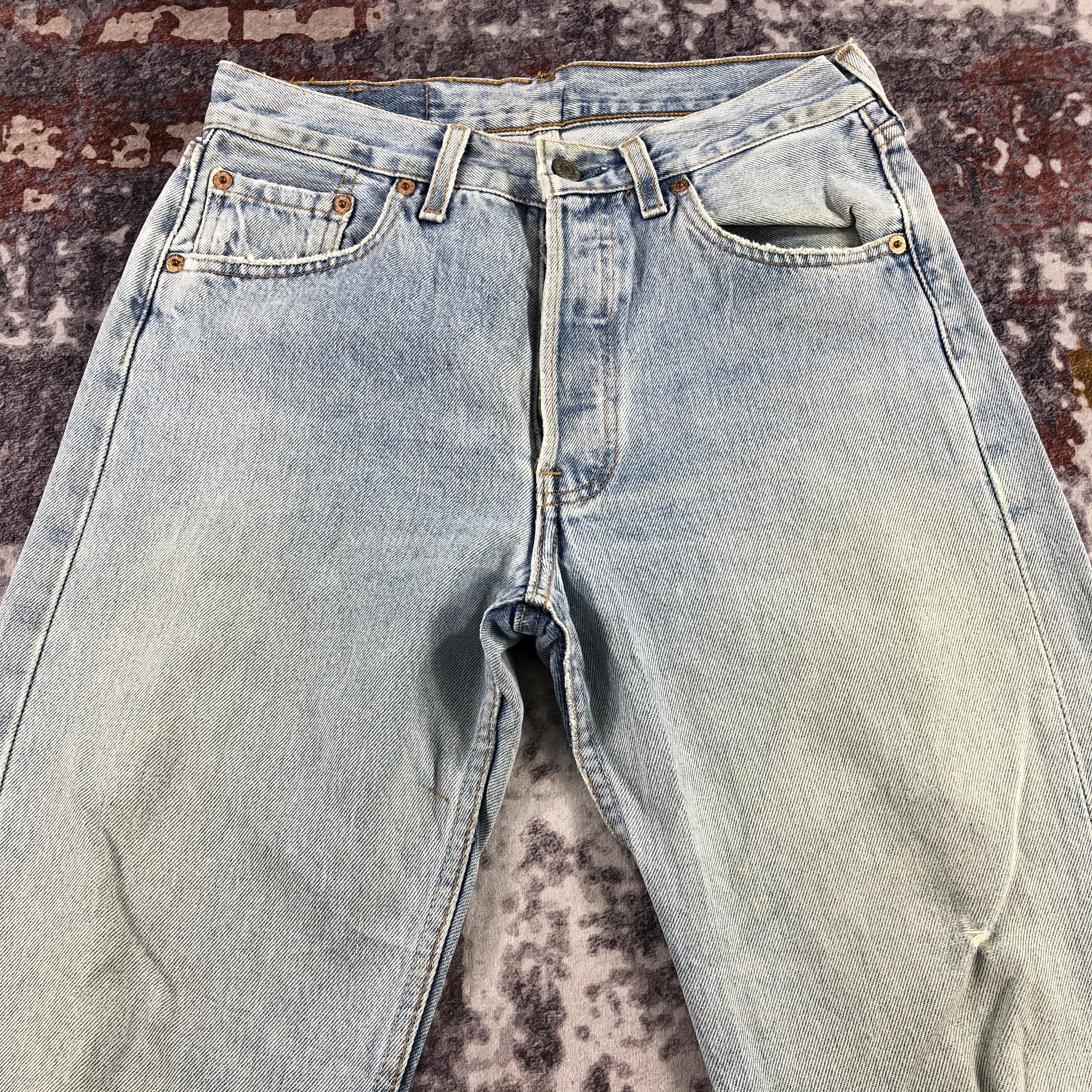 Levi's × Vintage Vintage 90s Light Wash Levis 501 Jeans-JM2832 Size US 29 - 3 Thumbnail