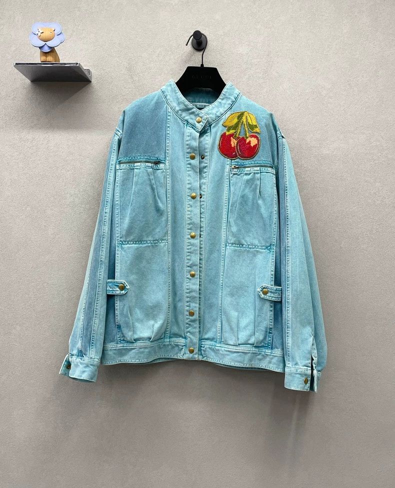 Gucci Gucci Size 38 Cherry embroidered mint blue denim jacket 250 Size US XS / EU 42 / 0 - 1 Thumbnail