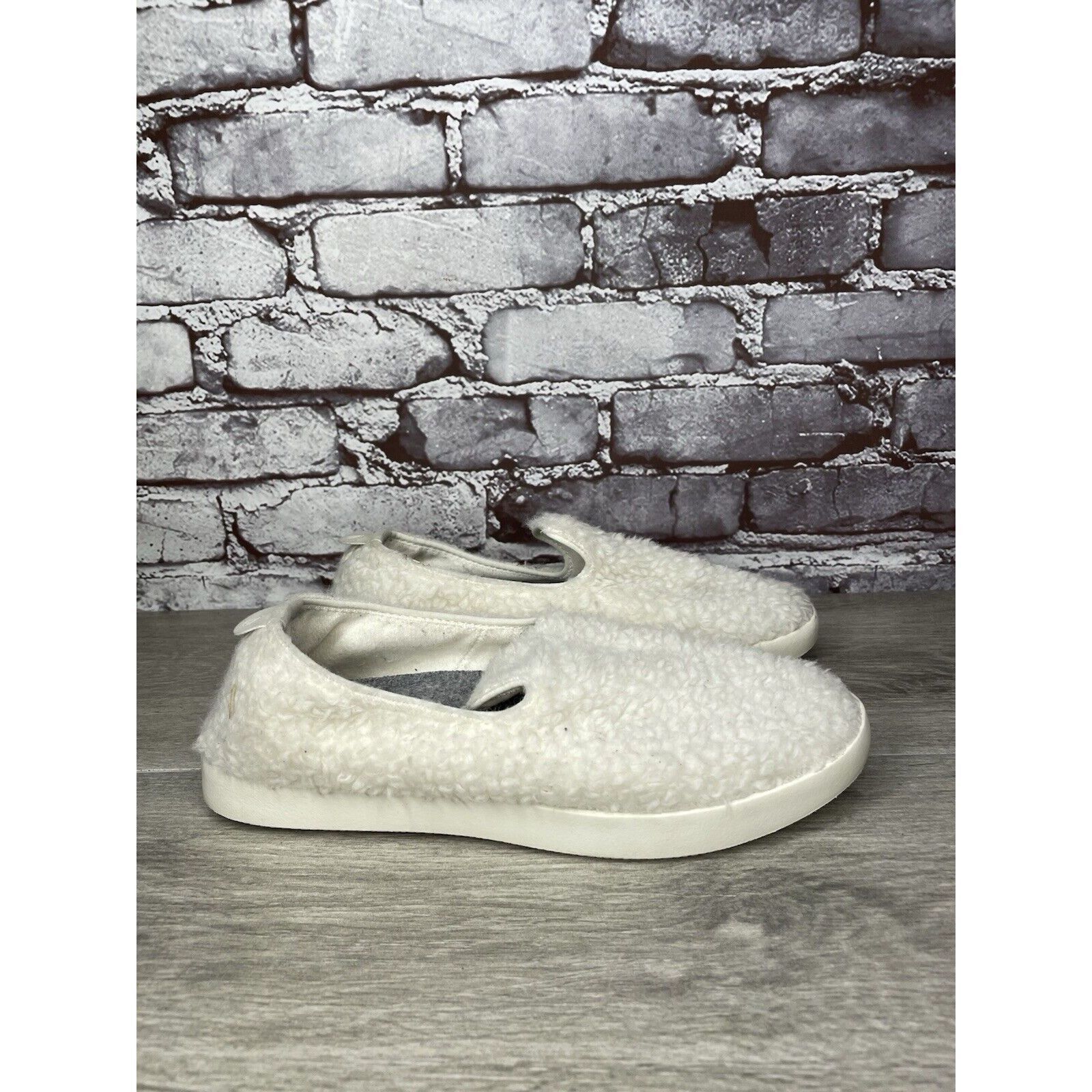 Allbirds ALLBIRDS Merino Wool Sherpa White Slip On Lounge Sneakers Wo Size US 8 / IT 38 - 15 Thumbnail