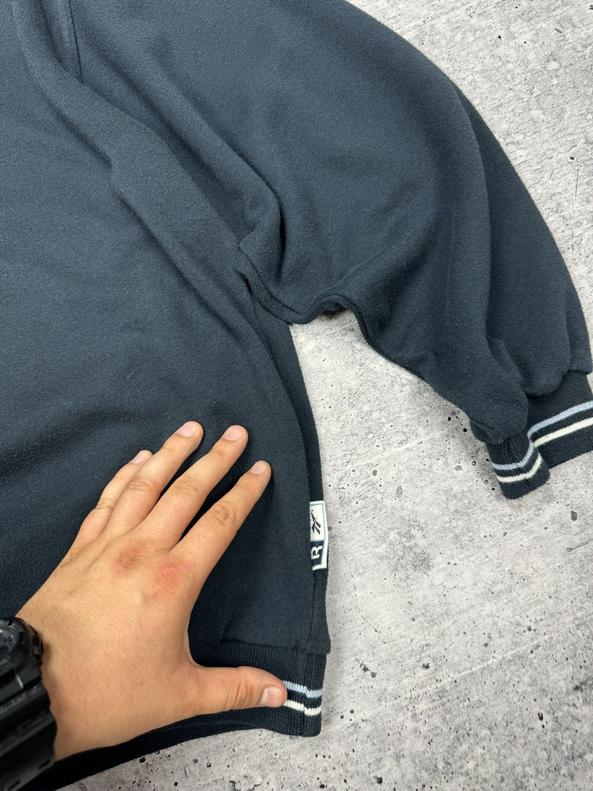 Reebok × Vintage Vintage Reebok Big Logo 90’s Y2K Style Blue Sweatshirt Size US S / EU 44-46 / 1 - 6 Thumbnail