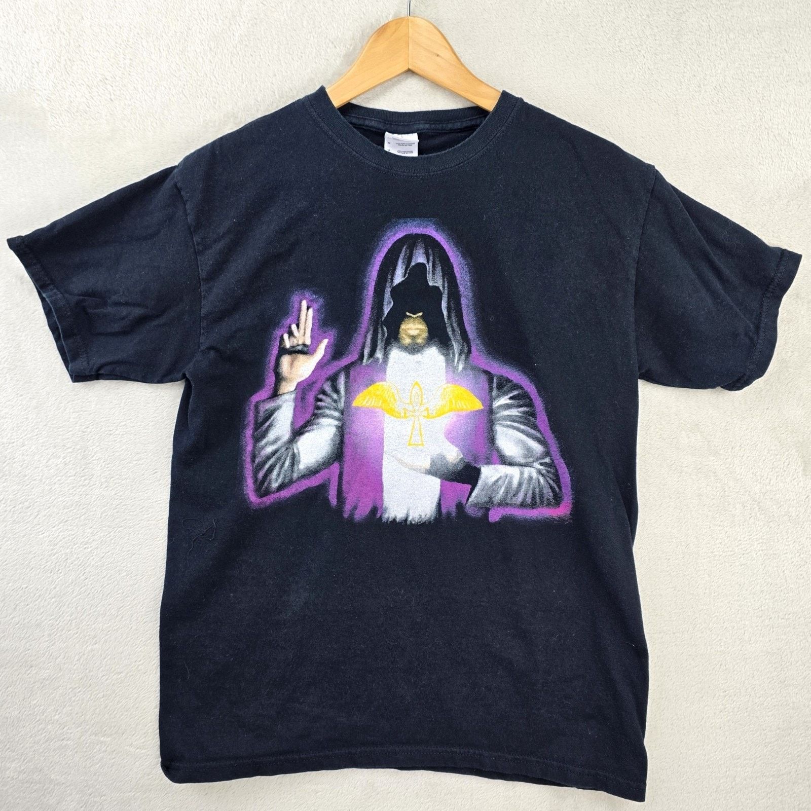 Gildan Vintage Fallen Angel Shirt Mens Medium Y2K Hooded Prince Size US M / EU 48-50 / 2 - 1 Thumbnail
