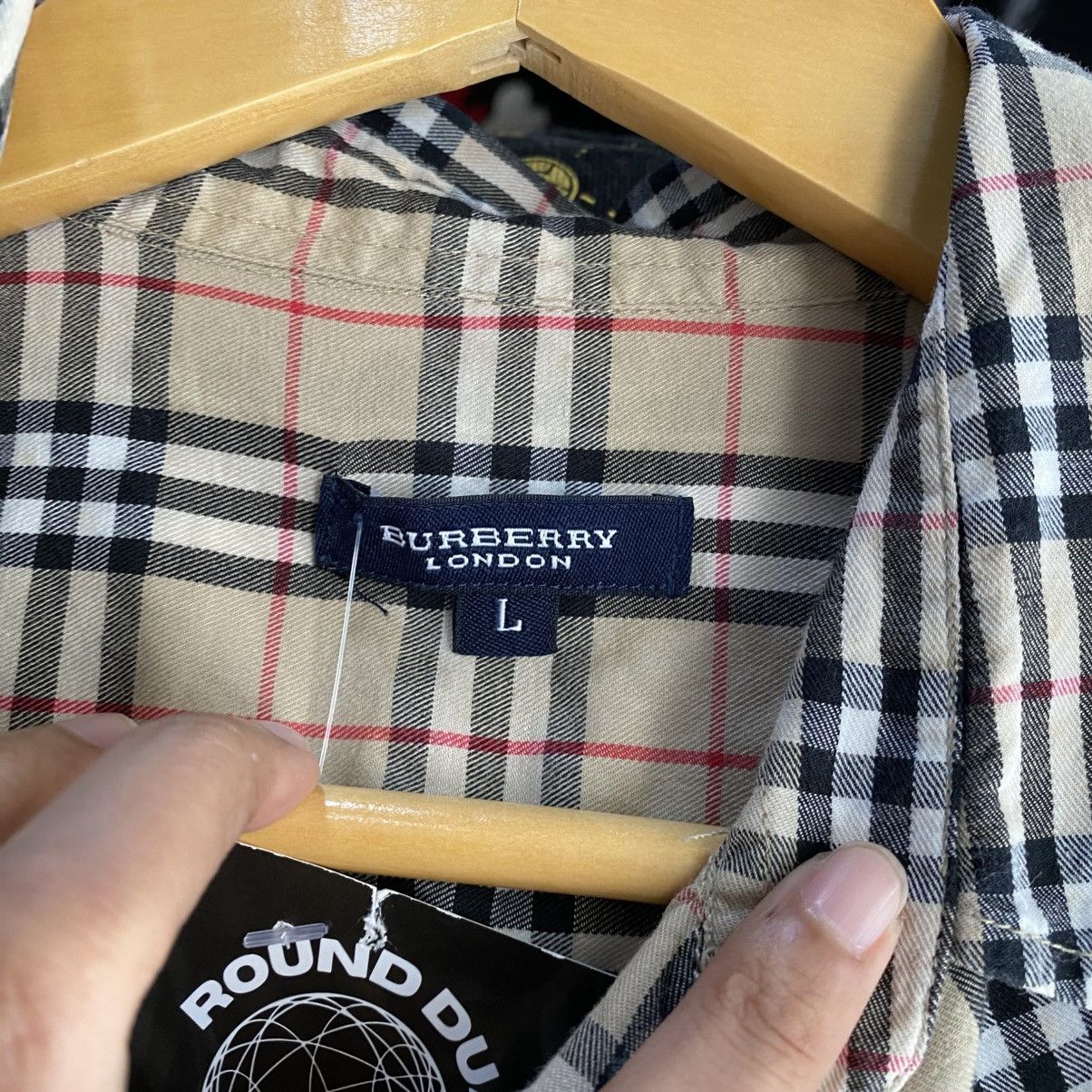 Burberry × Vintage Vintage Burberry Nova Check Shirt Size S / US 4 / IT 40 - 8 Thumbnail