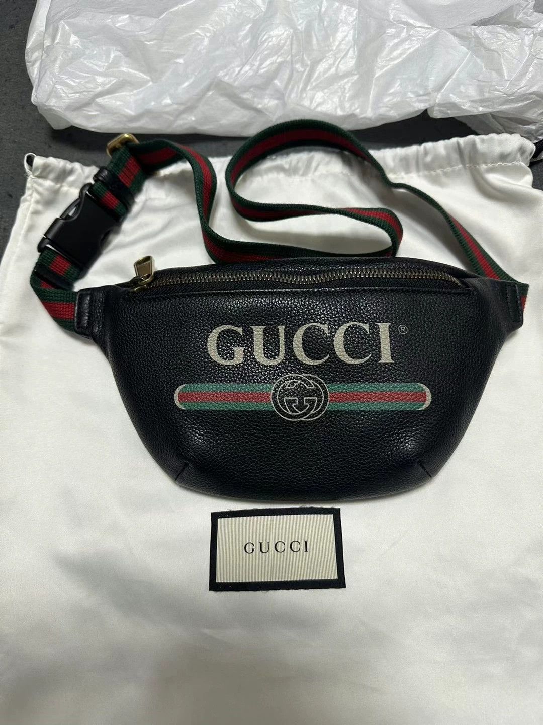 Gucci Gucci Leather Logo Mini Cute Bumbag Size ONE SIZE - 2 Thumbnail