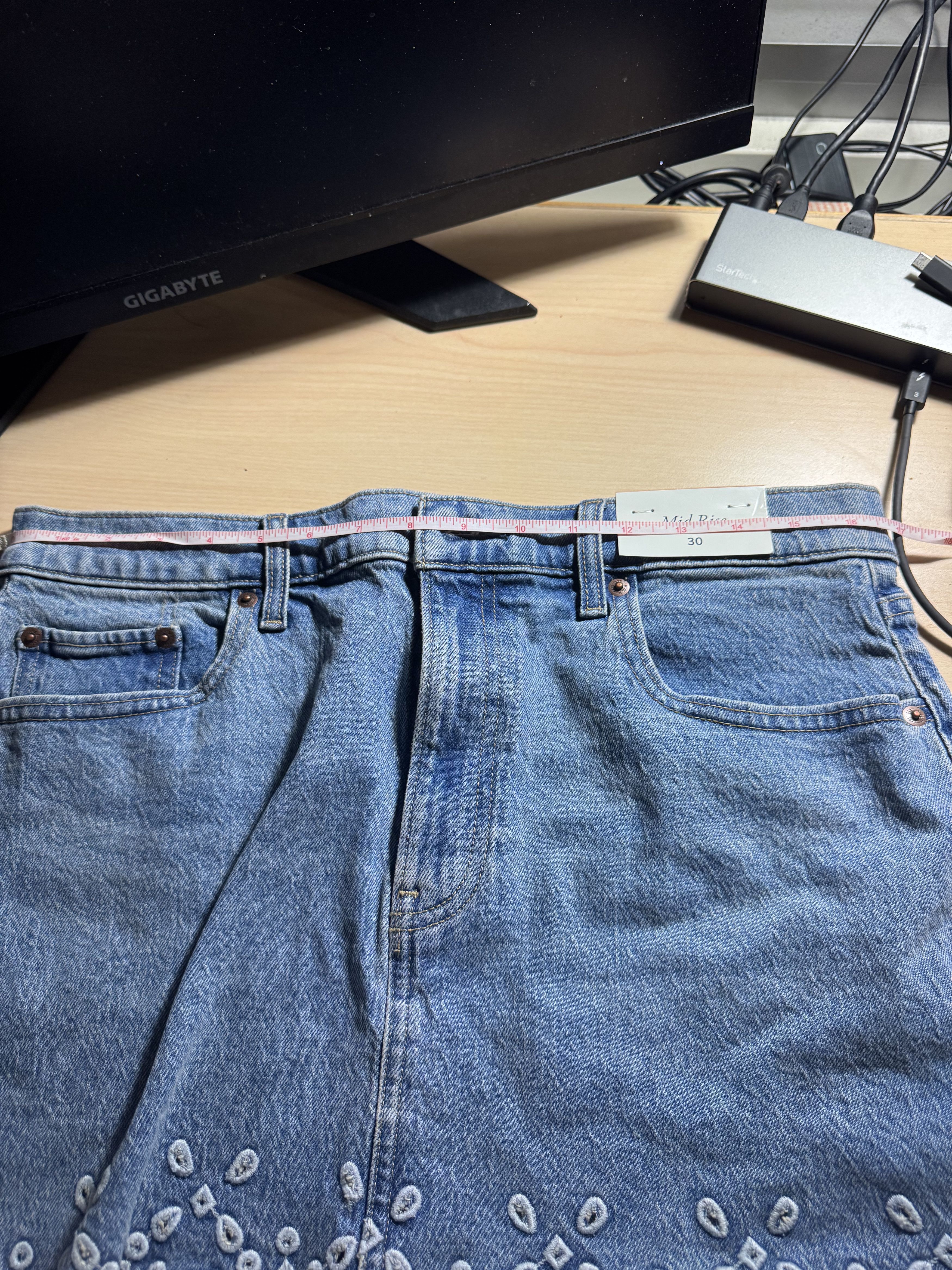 Abercrombie & Fitch Mid-rise denim mini skirt Size 30" / US 8 / IT 44 - 7 Thumbnail