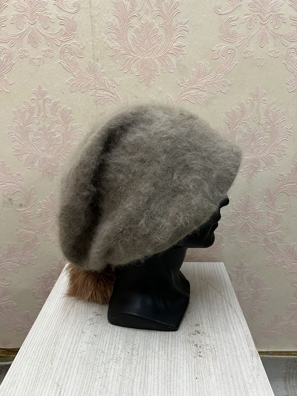 CA4LA × Japanese Brand Japanese Brand CA4LA Fur Beanie Hats Size ONE SIZE - 4 Thumbnail