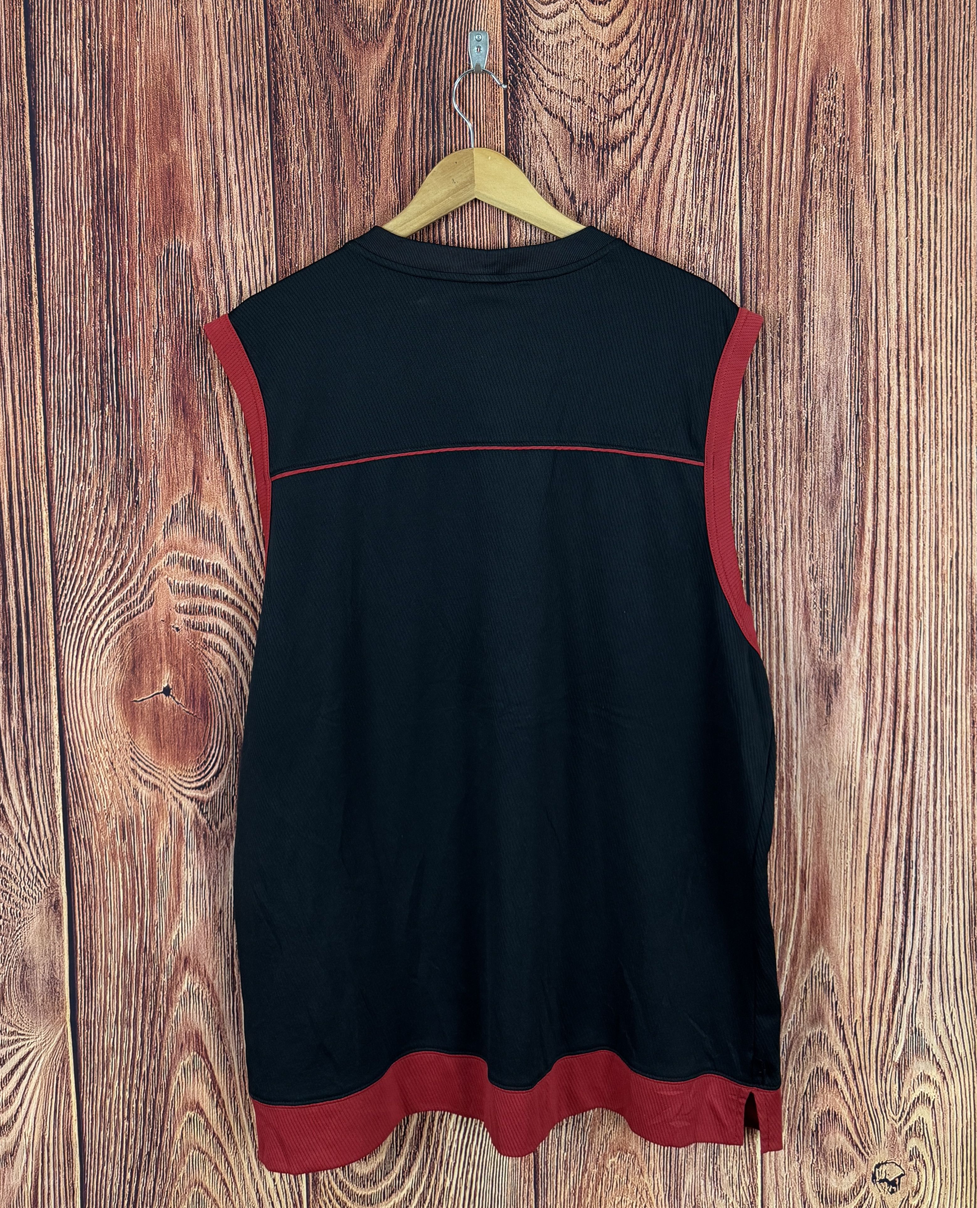 Jordan Brand Vintage JORDAN Basketball Black jersey Size US XL / EU 56 / 4 - 4 Thumbnail