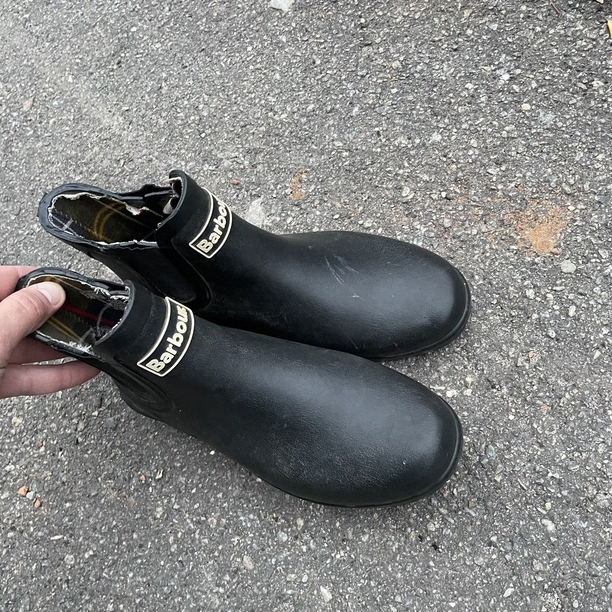 Barbour Women’s Barbour Wilton Chelsea Wellington Black Boots shoes Size US 7.5 / IT 37.5 - 3 Thumbnail