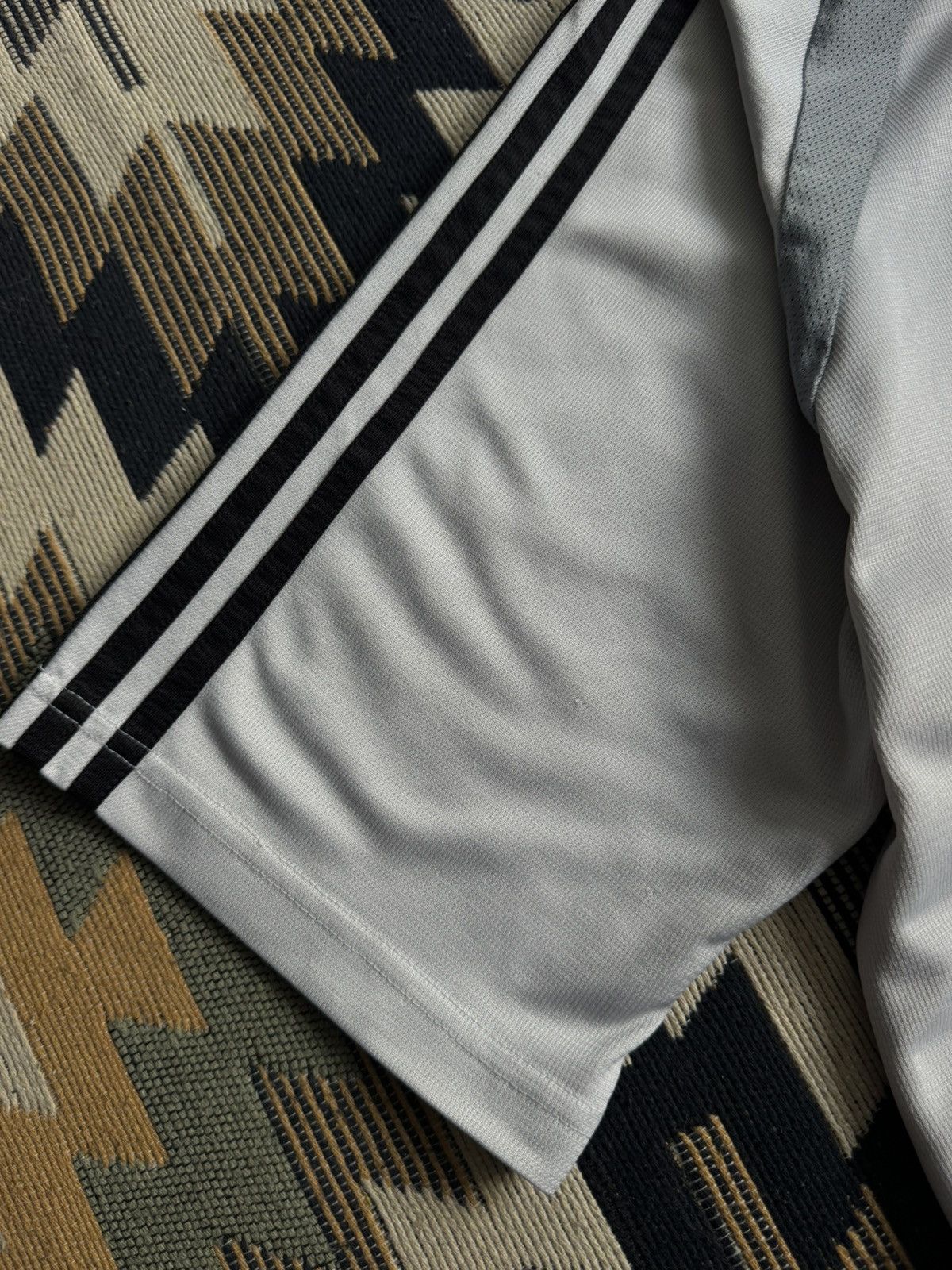 Adidas Vintage Adidas Real Madrid 2004-05 Blockcore Soccer Jersey Size US L / EU 52-54 / 3 - 9 Thumbnail