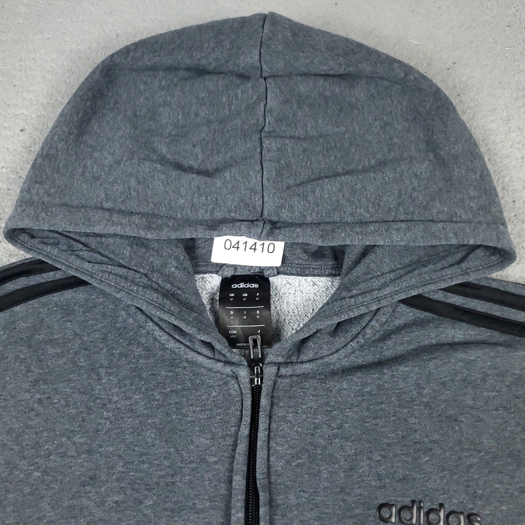 Adidas Adidas Hoodie Mens Medium Zip Full Gray Sweatshirt Casual Sweatshirt Hoodie Full Zip Adidas Mens Medium Gray Knit Polyester Logo Accents Size US M / EU 48-50 / 2 - 2 Thumbnail