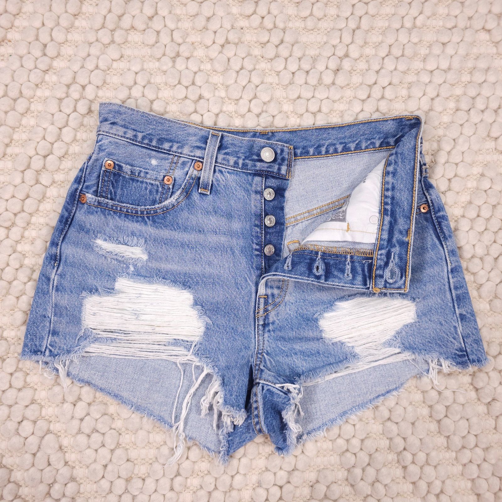 Levi's Levi’s 501 High Rise Med Wash Denim Shorts Sz 28 Size 28" / US 6 / IT 42 - 2 Thumbnail