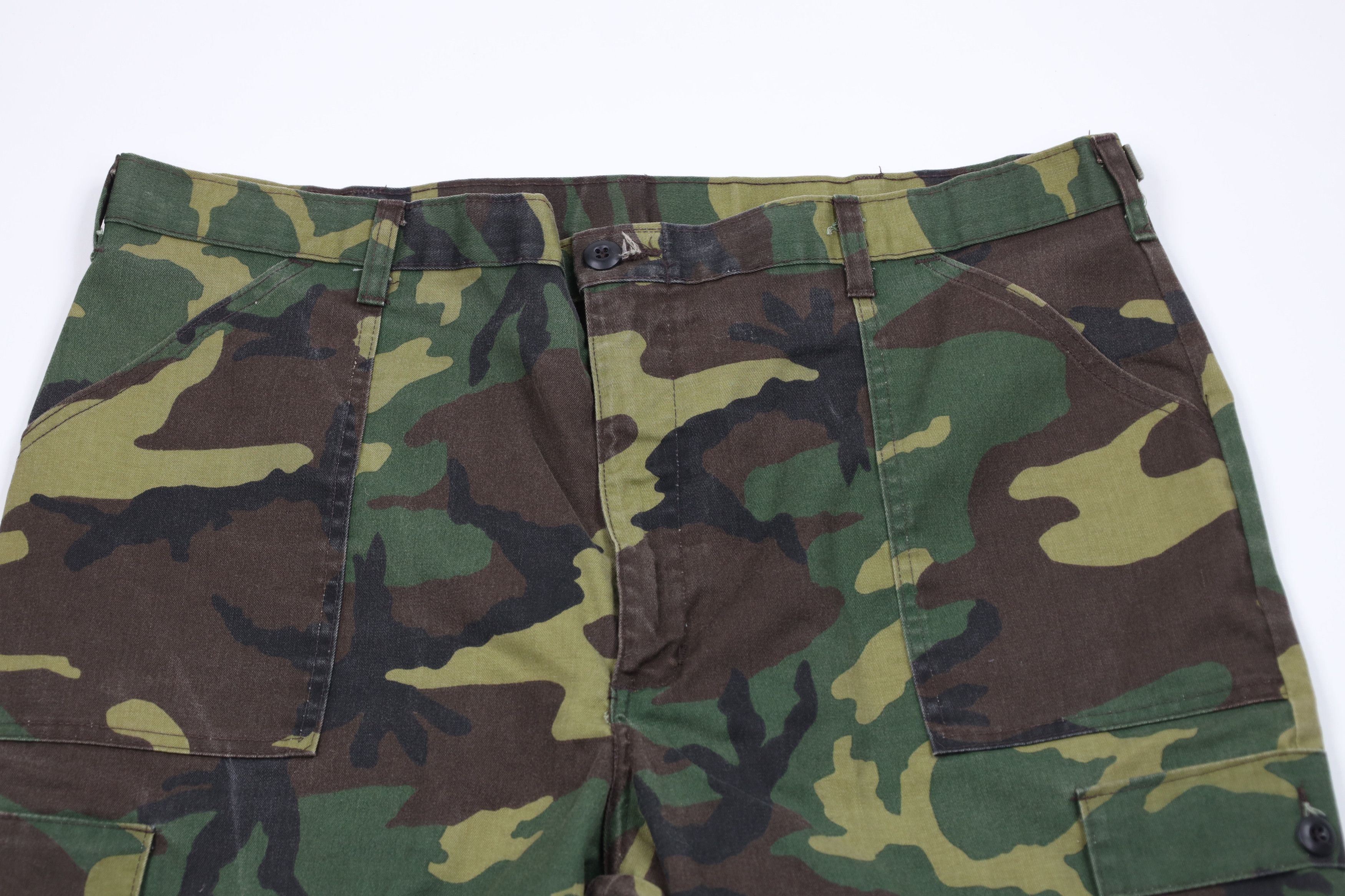 Vintage Vintage 70s Streetwear Camouflage Wide Leg Cargo Pants USA Size US 38 / EU 54 - 2 Thumbnail