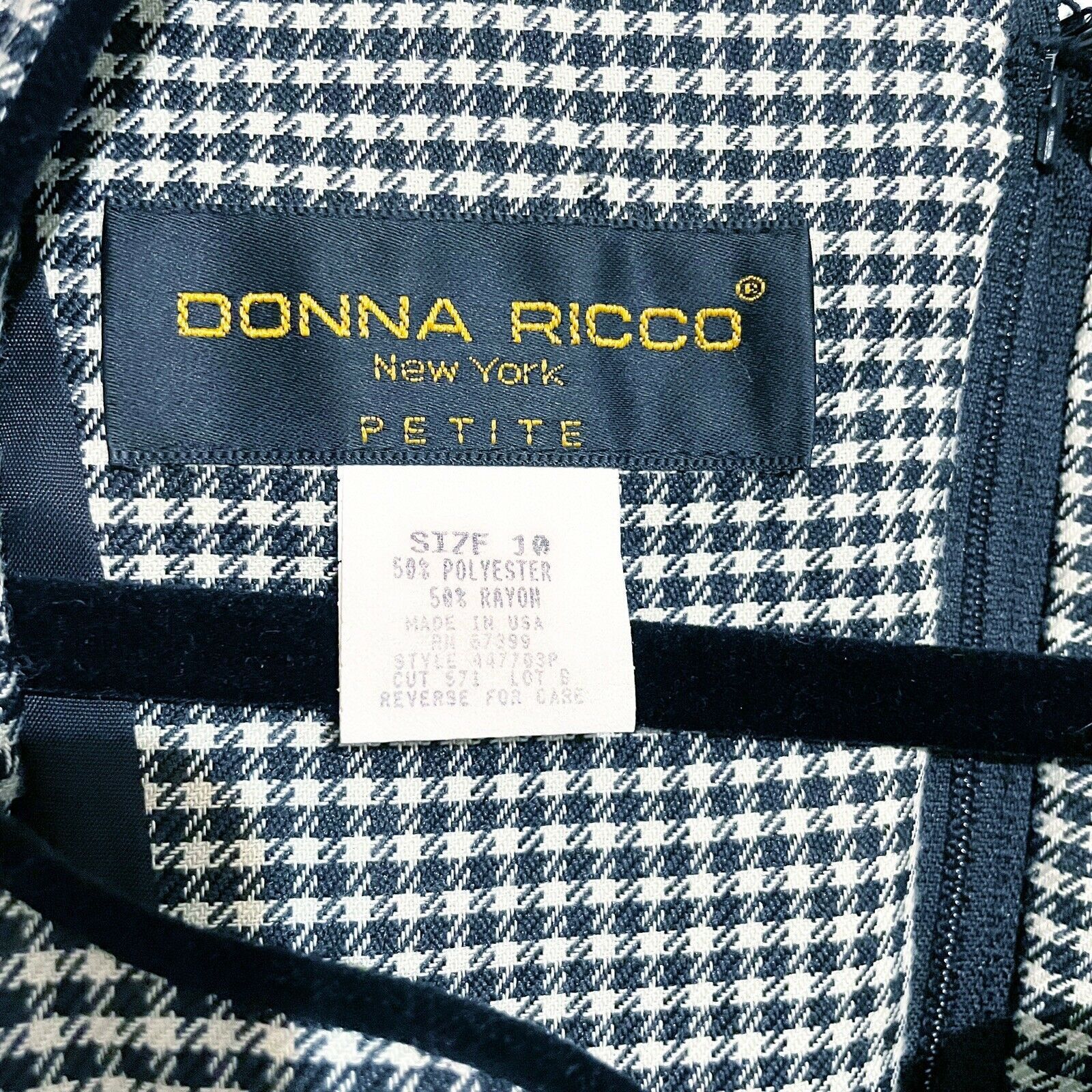 Vintage DONNA RICO Vintage Houndstooth DRESS women’s SIZE 10P Career Size L / US 10 / IT 46 - 3 Thumbnail