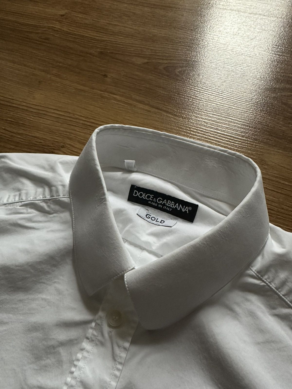 Dolce & Gabbana Dolce & Gabbana Gold Shirt Men’s Size 40/15 Size US M / EU 48-50 / 2 - 4 Thumbnail