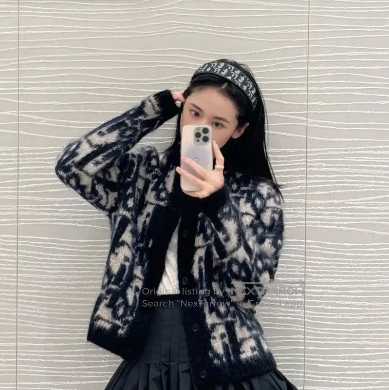 Dior Dior Women's Black Knit Cardigan . Size S / US 4 / IT 40 - 7 Thumbnail
