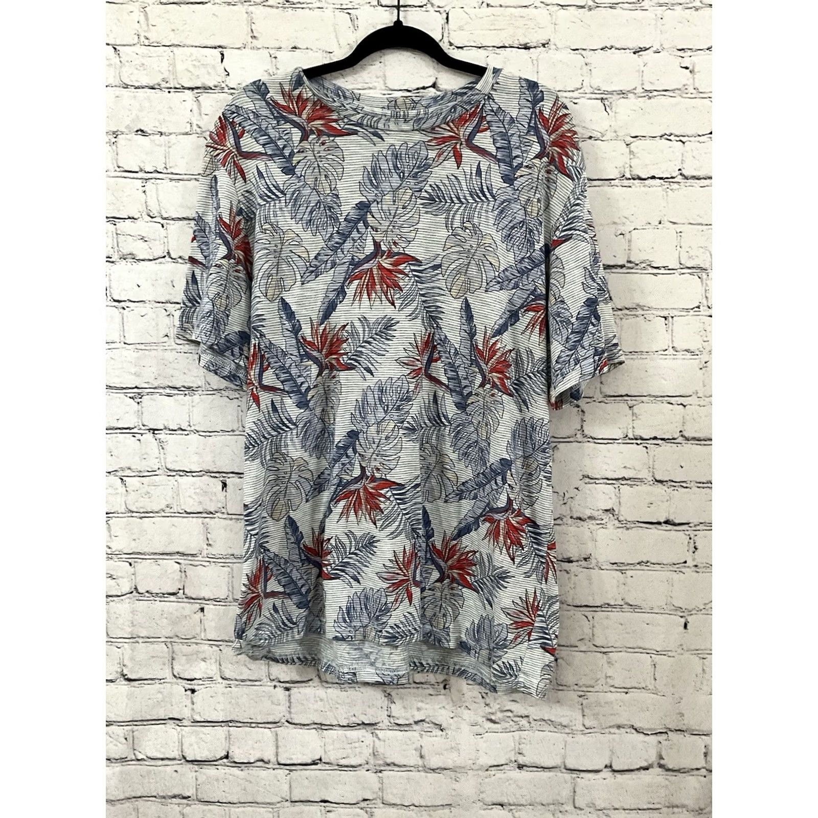 Tommy Bahama VINTAGE Tommy Bahama Men's Shirt Blue Floral Hawaiian Short Sleeve Button-Up Casual Travel Mens XL? Size US L / EU 52-54 / 3 - 2 Thumbnail