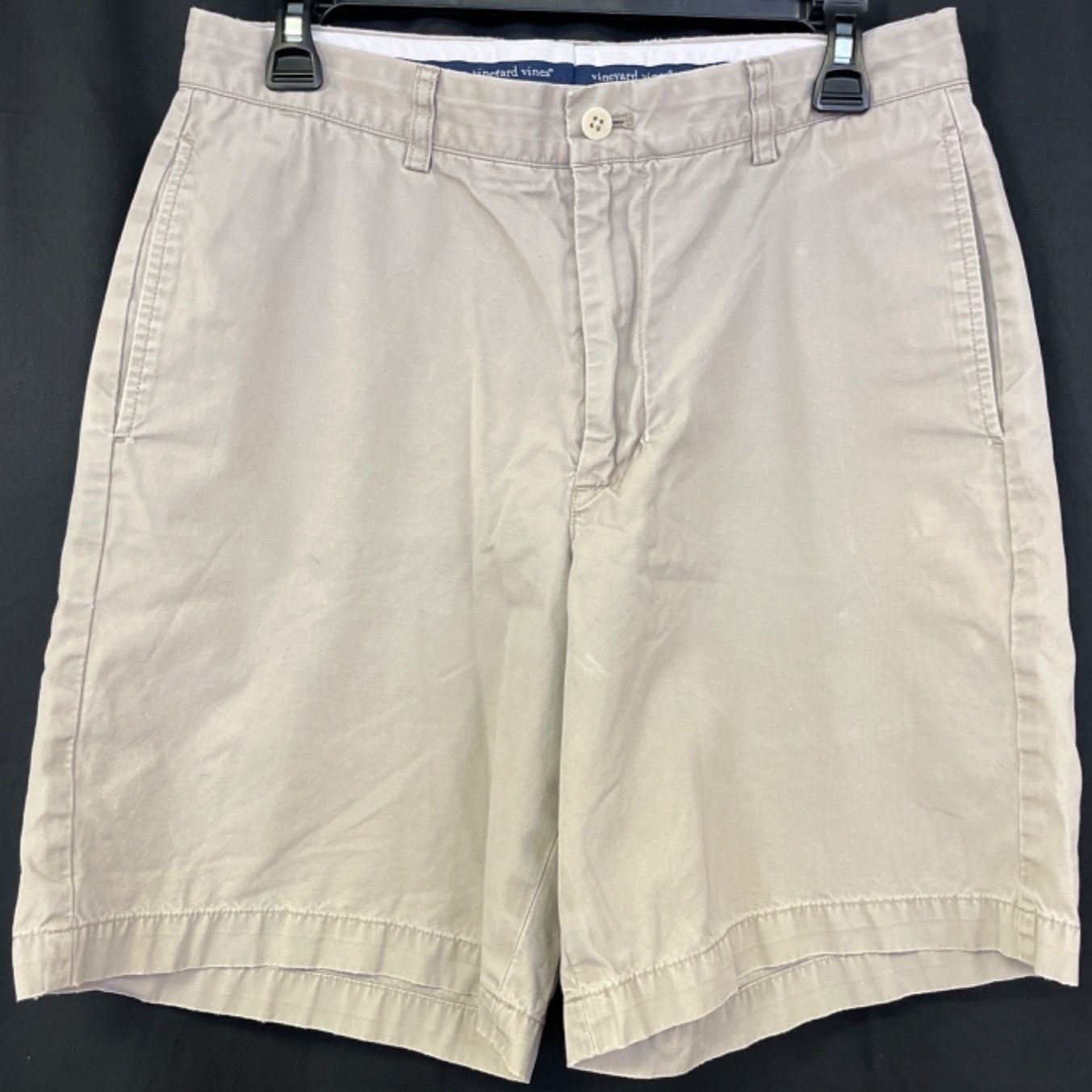 Vineyard Vines Vineyard Vine Men's Khaki Link Shorts/Chino Size 30 SKU 4998 Size US 30 / EU 46 - 1 Thumbnail