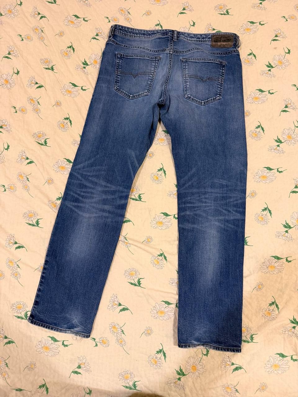 Diesel Diesel Buster Regular Slim-Tapered Stretch Mens Jeans Size US 34 / EU 50 - 15 Thumbnail