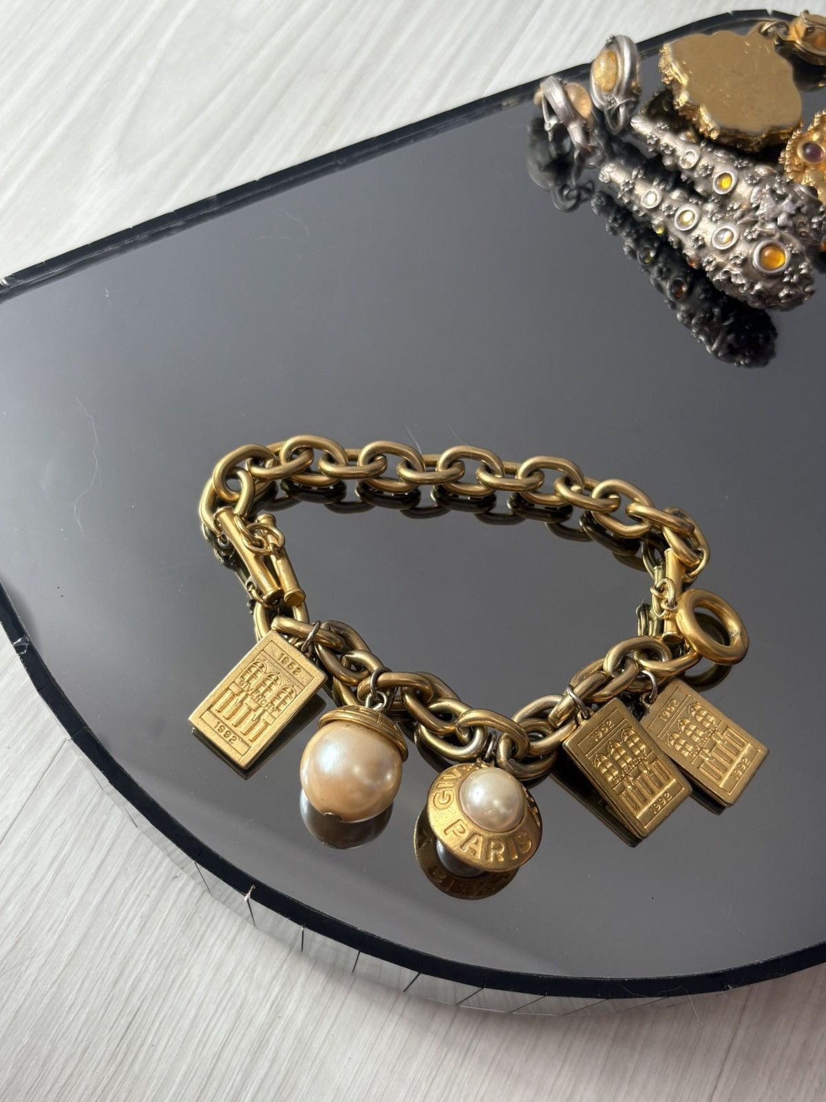Givenchy Vintage Givenchy Double chain bracelet Size ONE SIZE - 12 Thumbnail
