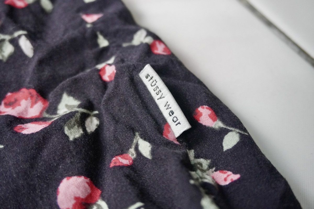 Stussy Stussy button up rayon red roses full printed rare piece Size US L / EU 52-54 / 3 - 12 Thumbnail