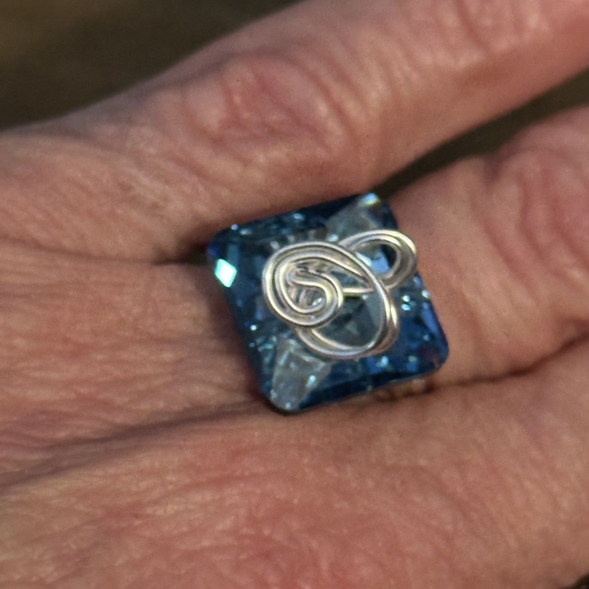 Other Silver tone wire wrapped blue crystal ring Size ONE SIZE - 4 Thumbnail
