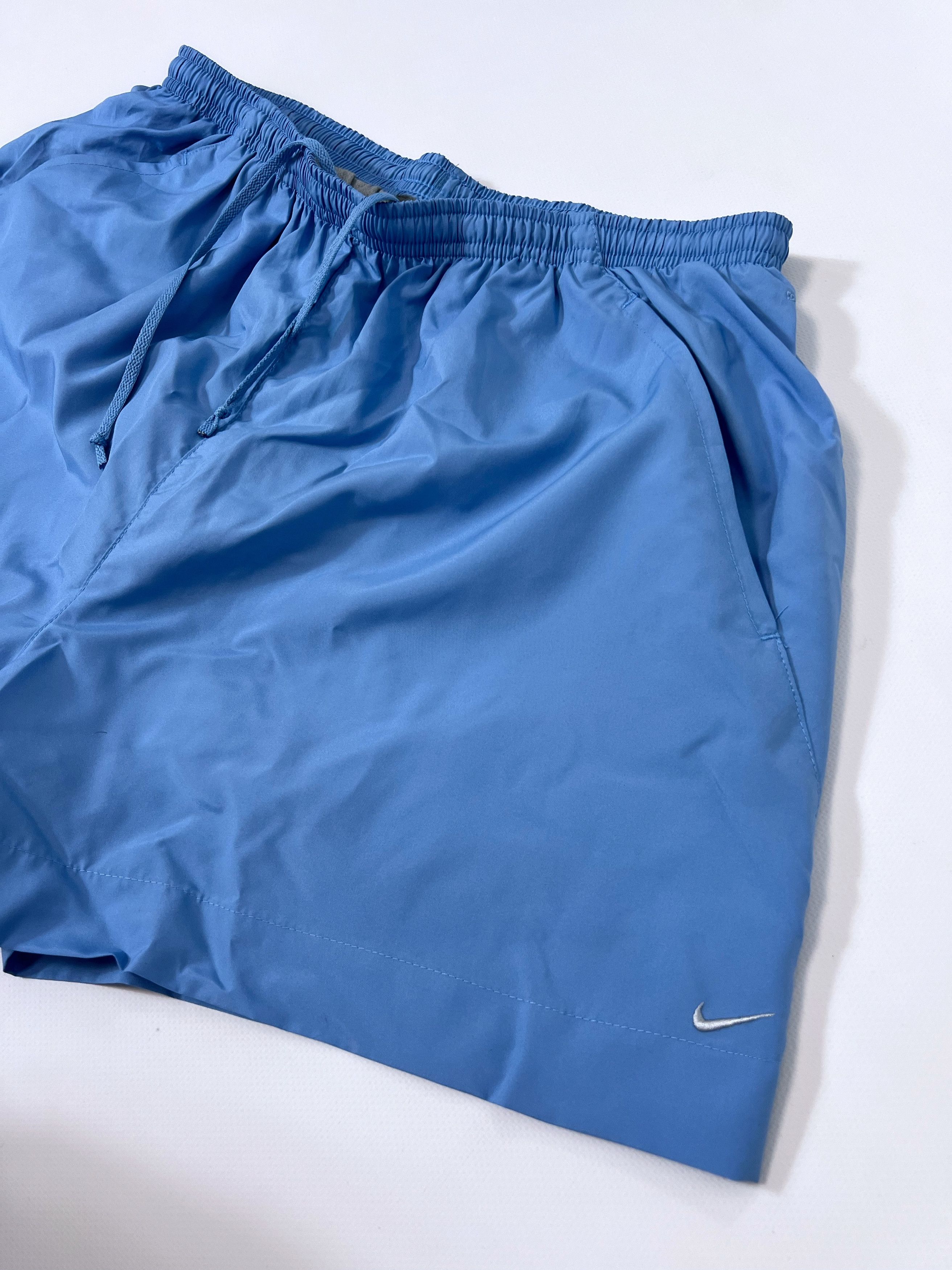 Nike Nike vintage shorts Size US 34 / EU 50 - 2 Thumbnail