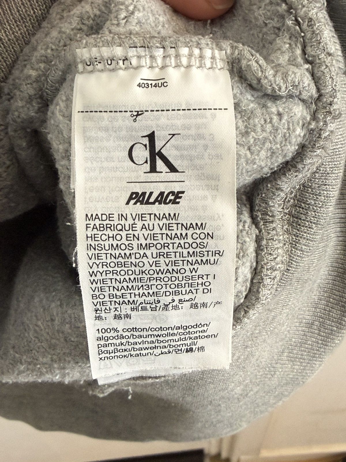 Calvin Klein × Palace Palace x Calvin Klein CK1 Crew Grey Marl SS22 Size M Size US M / EU 48-50 / 2 - 5 Thumbnail