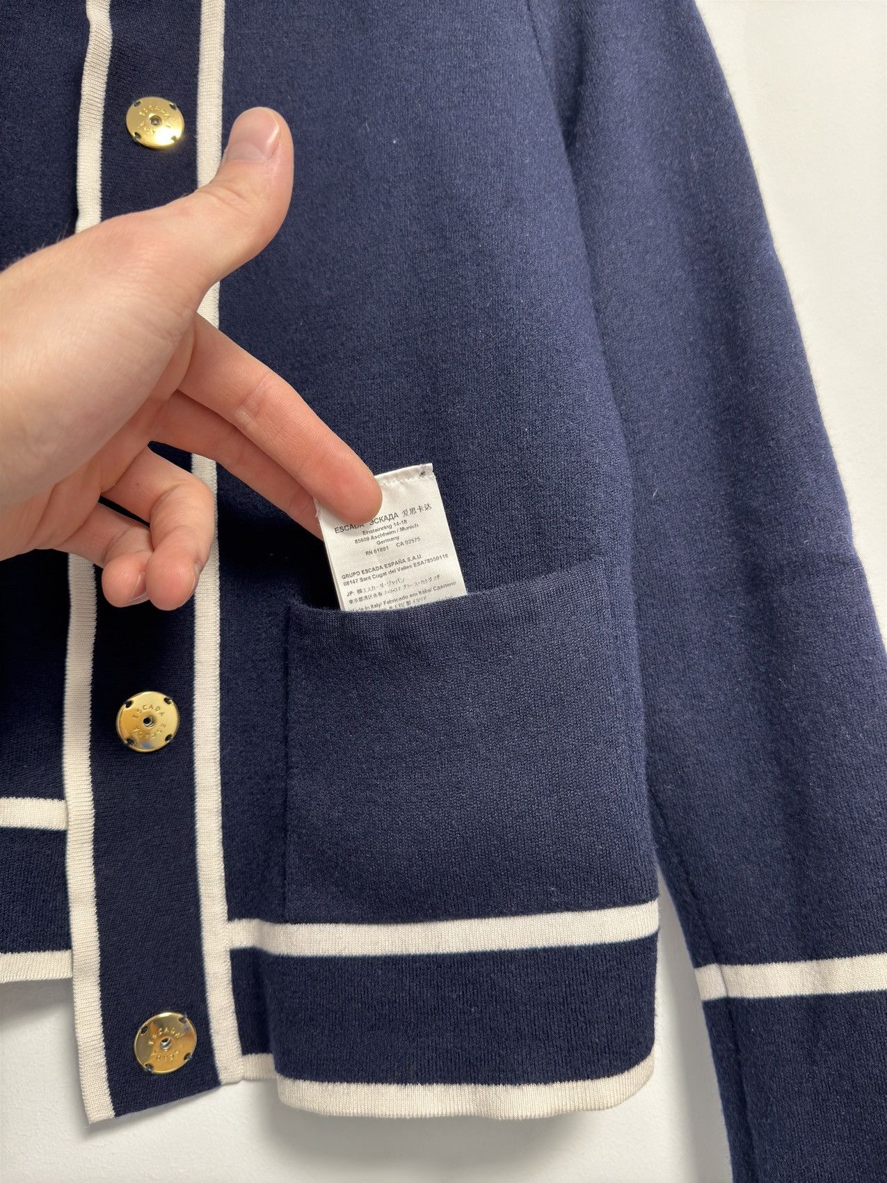 Escada ESCADA Stile Navy & White Tipped Cardigan Size Small NWT Size S / US 4 / IT 40 - 13 Thumbnail