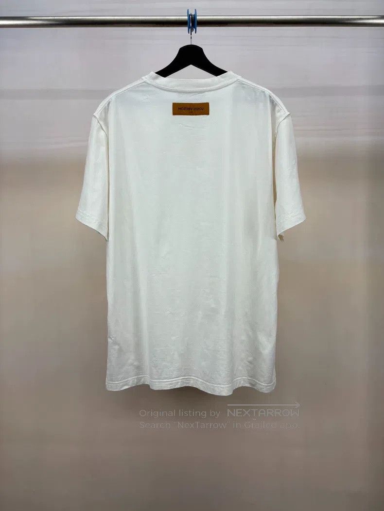 Louis Vuitton Louis Vuitton White embossed short sleeves Size US XL / EU 56 / 4 - 2 Thumbnail