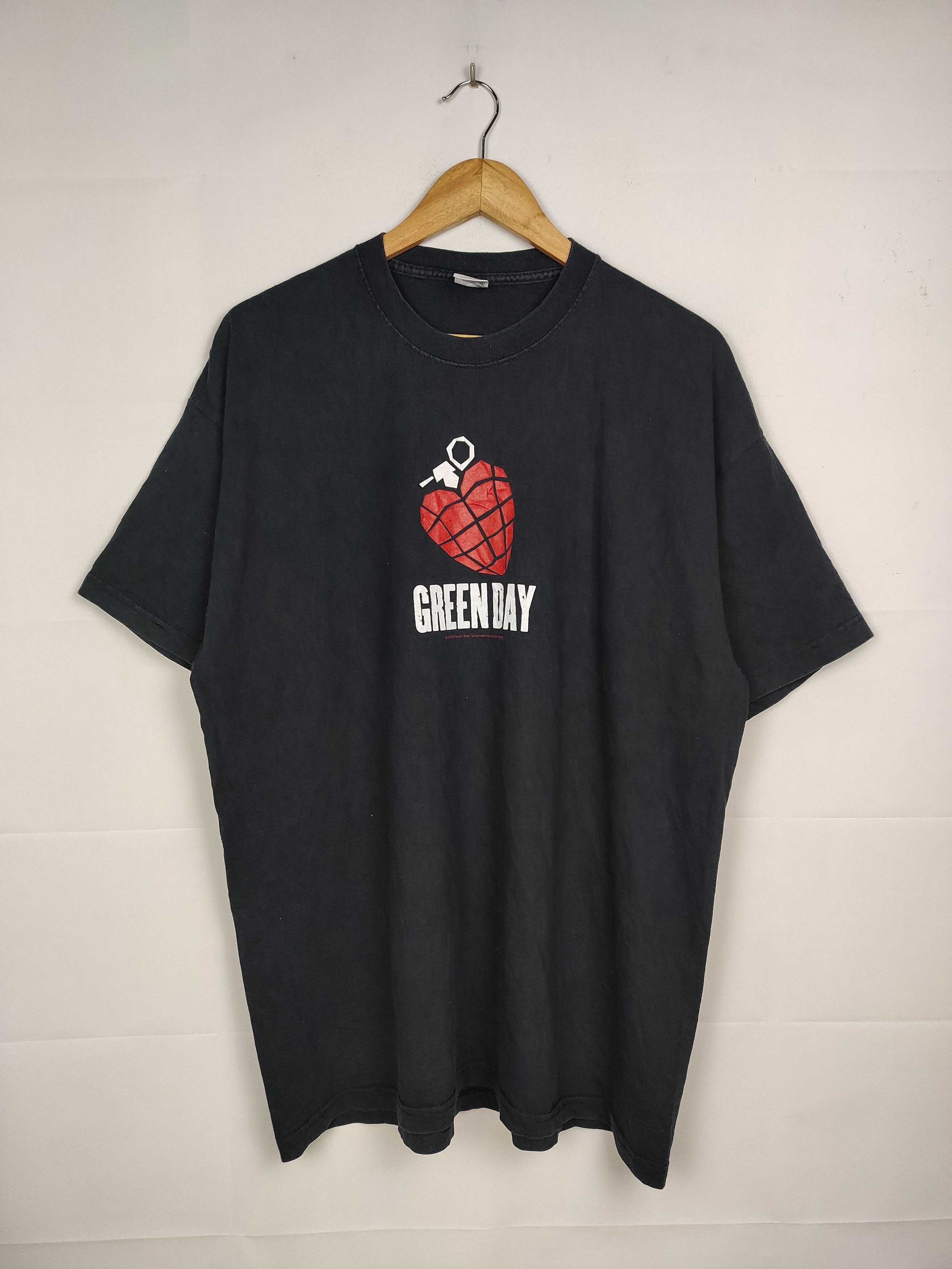 Band Tees × Vintage Vintage 2004 Greenday Band Shirt Size US XL / EU 56 / 4 - 1 Thumbnail