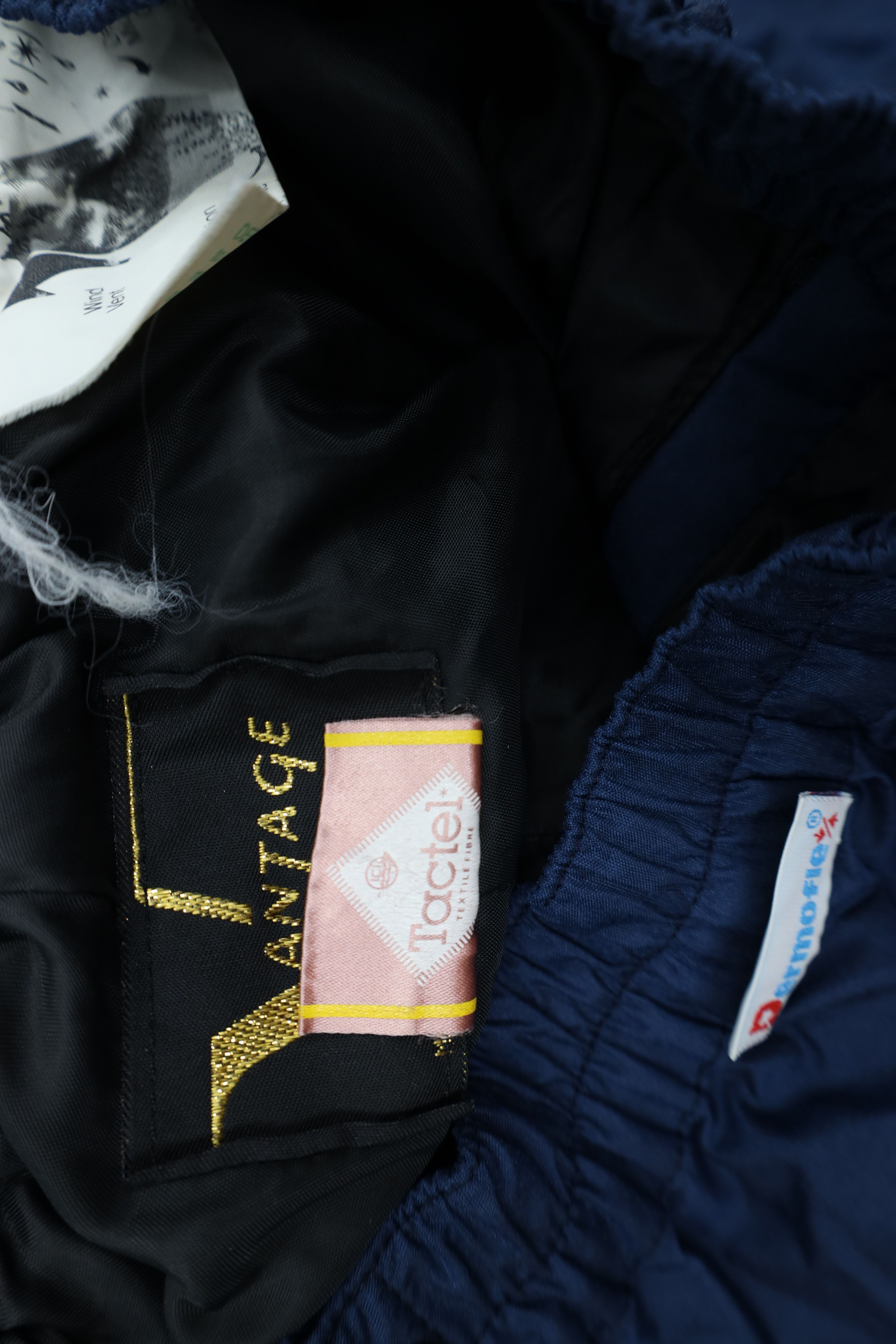 Vintage Vintage 90s Streetwear Waterproof Wide Leg Windbreaker Pants Size US 36 / EU 52 - 11 Thumbnail