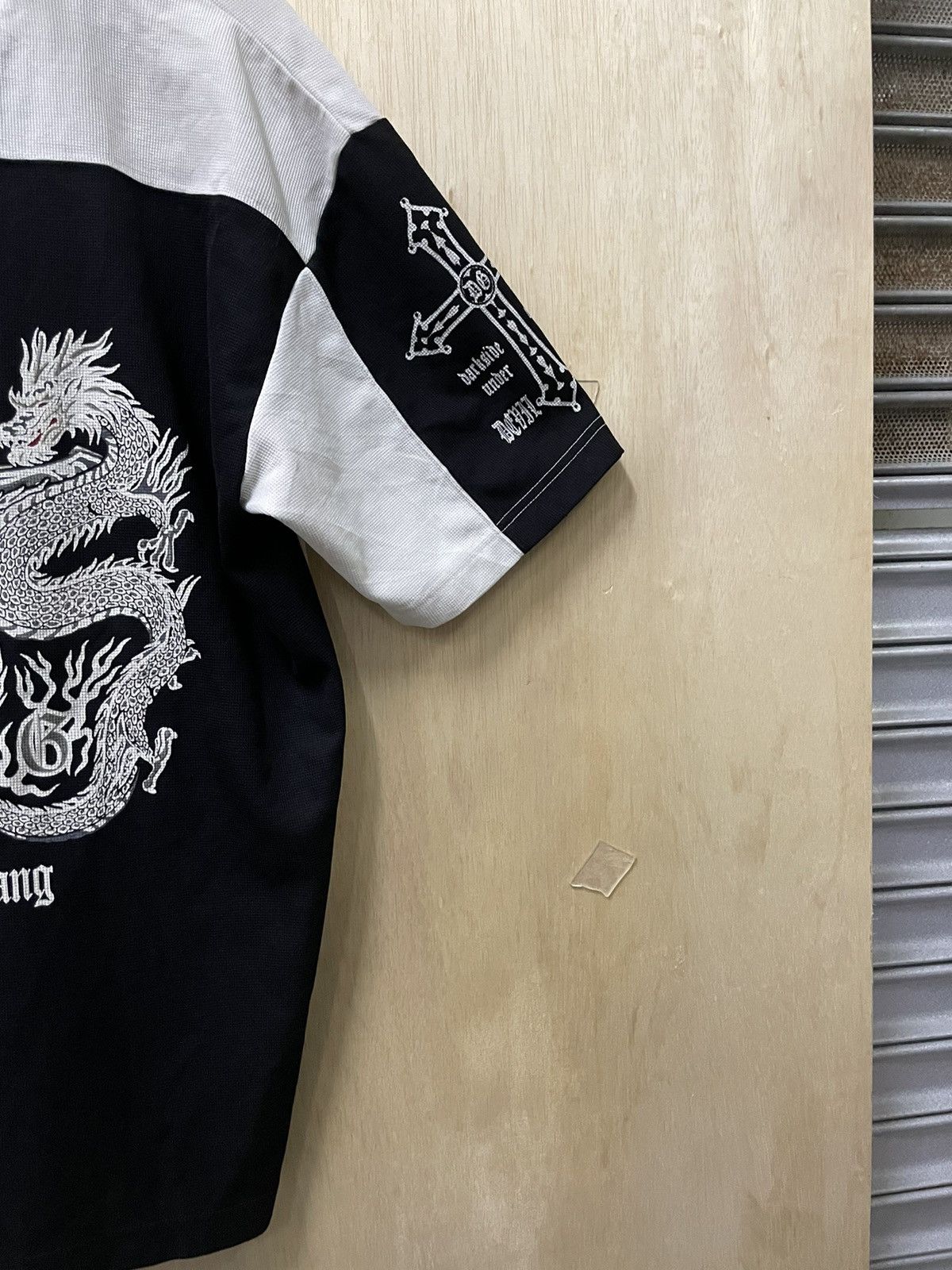 Affliction × Vintage 🏴‍☠️Vintage Y2K All Over Print Cross T-Shirt Size US L / EU 52-54 / 3 - 5 Thumbnail