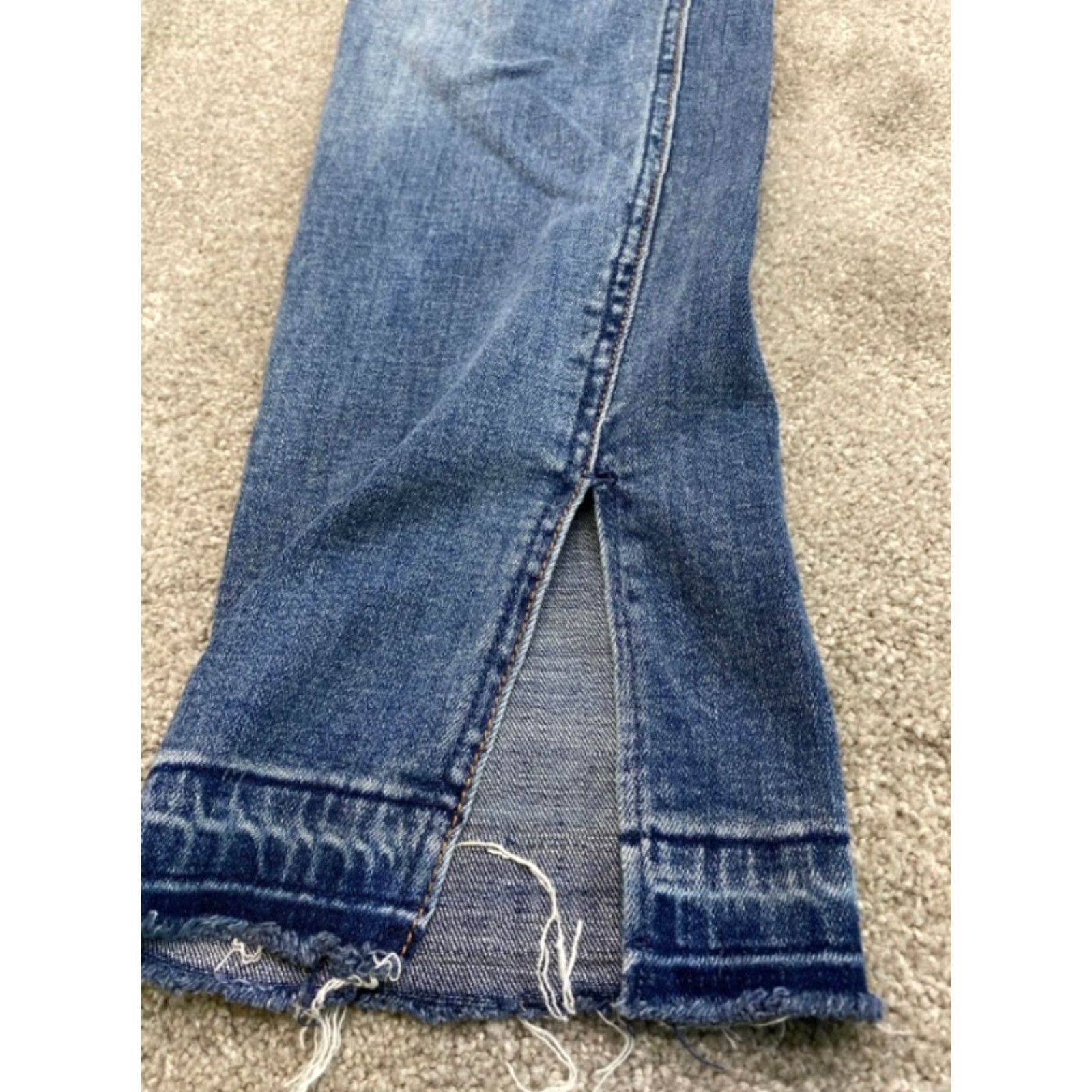 Free People Free People Jeans Women 31 x 30 Blue Denim Straight Leg Raw Hem 5801 Size 24" / US 00 / IT 34 - 2 Thumbnail