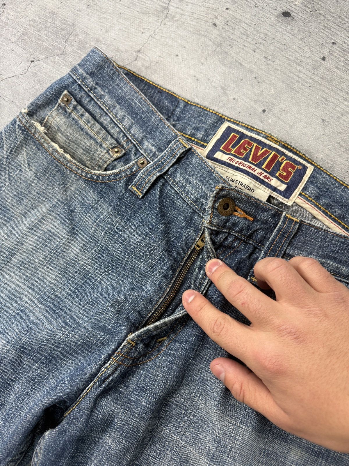 Levi's Vintage 90’s Levi’s 514 Slim Straight Jeans Size US 32 / EU 48 - 7 Thumbnail