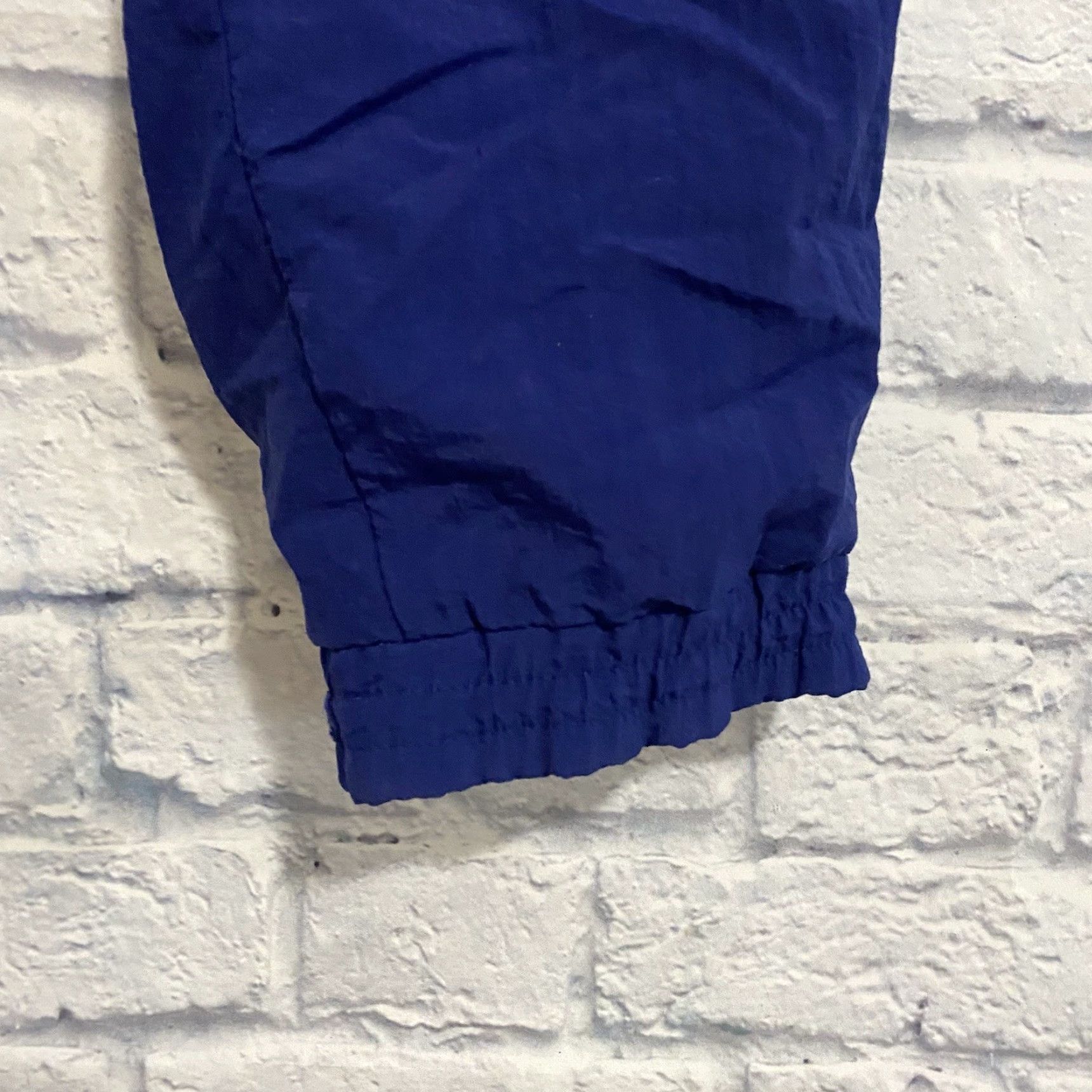 Adidas VINTAGE Adidas Blue Zipped Hem Lined Windbreaker Track Sweatpants Mens Med Pants 90s Sports Size US 31 - 6 Thumbnail