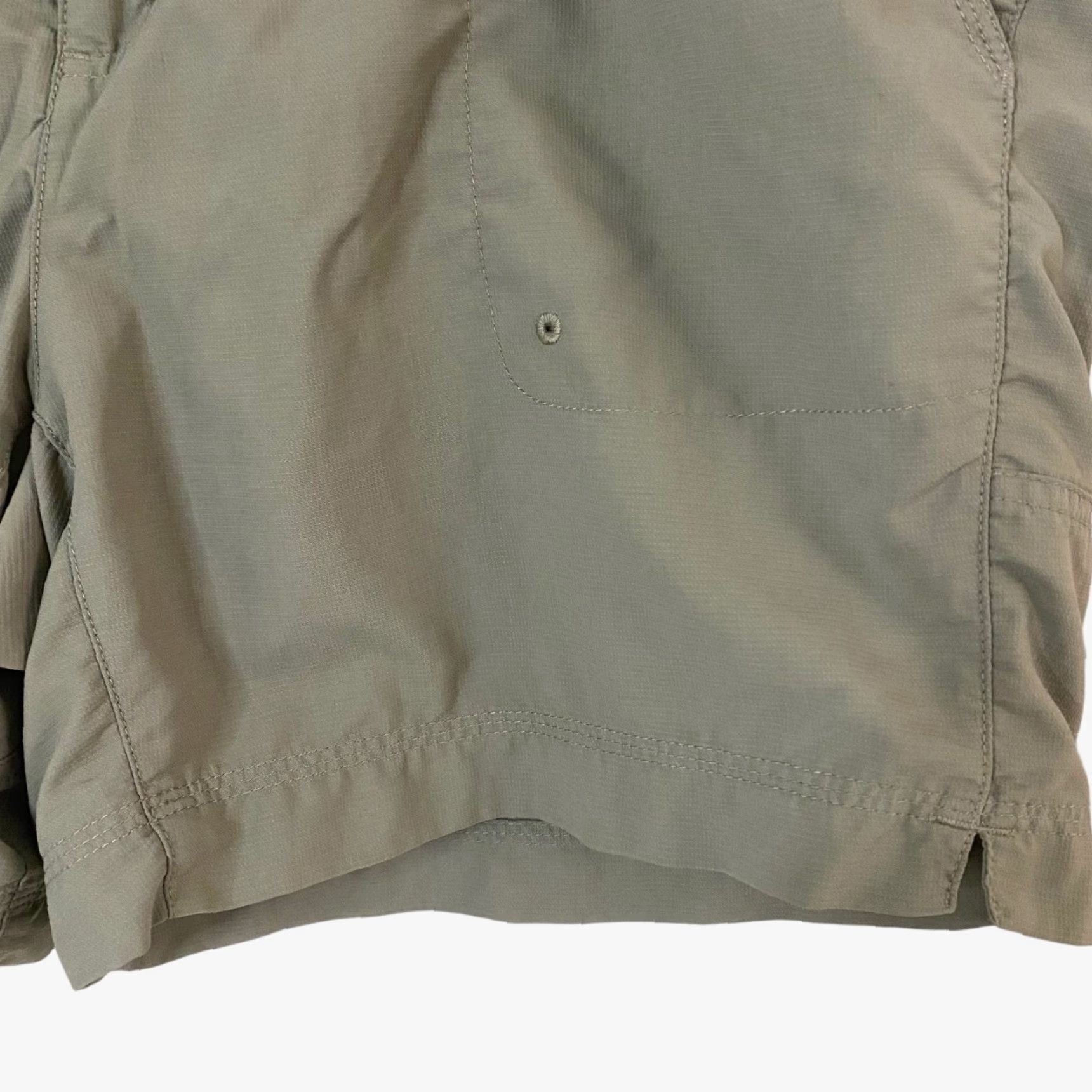 Vintage Columbia Silver Ridge Utility Shorts Womens 14 Green Hiking Outdoor Utility Pants Size 36" / US 14 / IT 50 - 6 Thumbnail