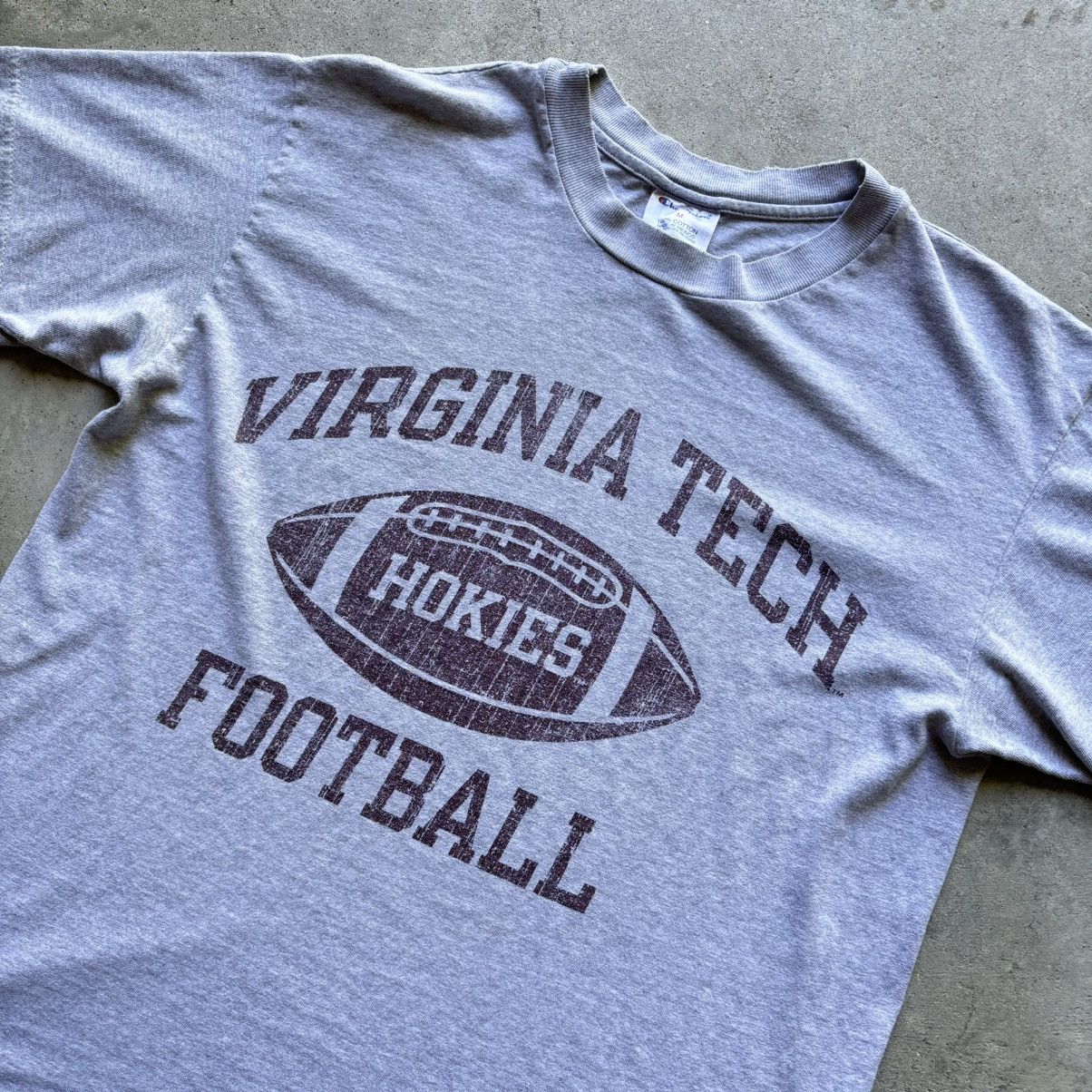 Champion vintage Y2K VIRGINIA TECH HOKIES UNIVERSITY Football t-shirt Size US M / EU 48-50 / 2 - 6 Thumbnail
