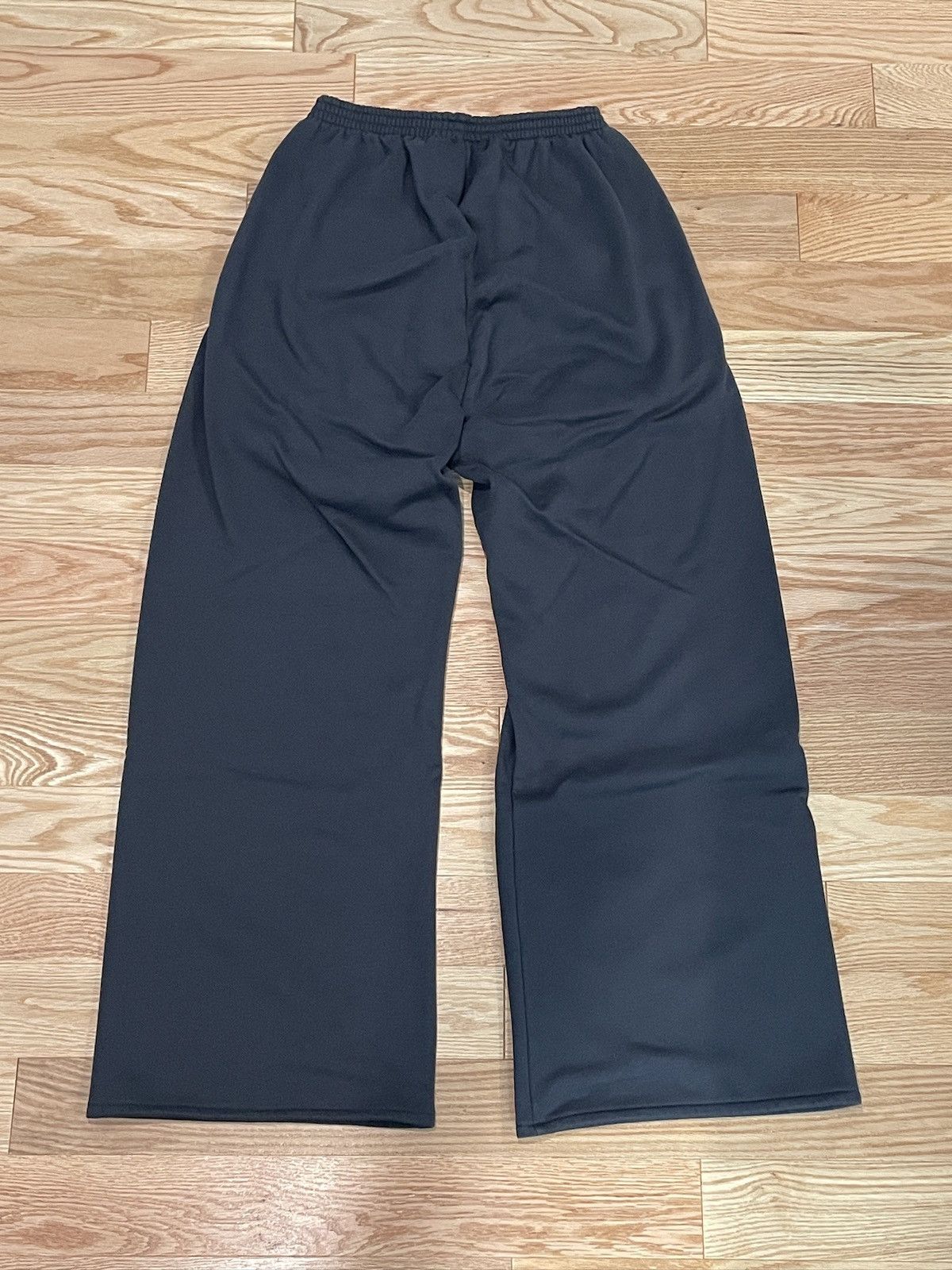 Balenciaga × Gap × Kanye West Yeezy Gap Poetic Bundle Size US L / EU 52-54 / 3 - 8 Thumbnail