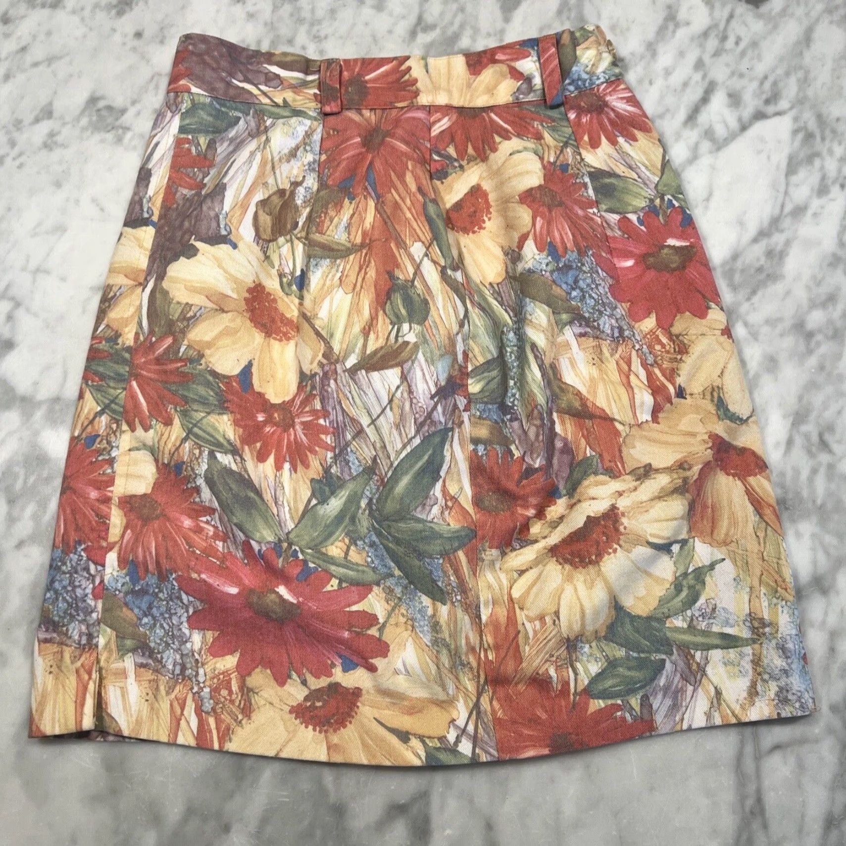 Vintage VINTAGE Madeleine Skirt Short Floral Cotton Size 8/10 Belt Loops Side Zip Women Official Streetwear? Size 30" / US 8 / IT 44 - 2 Thumbnail