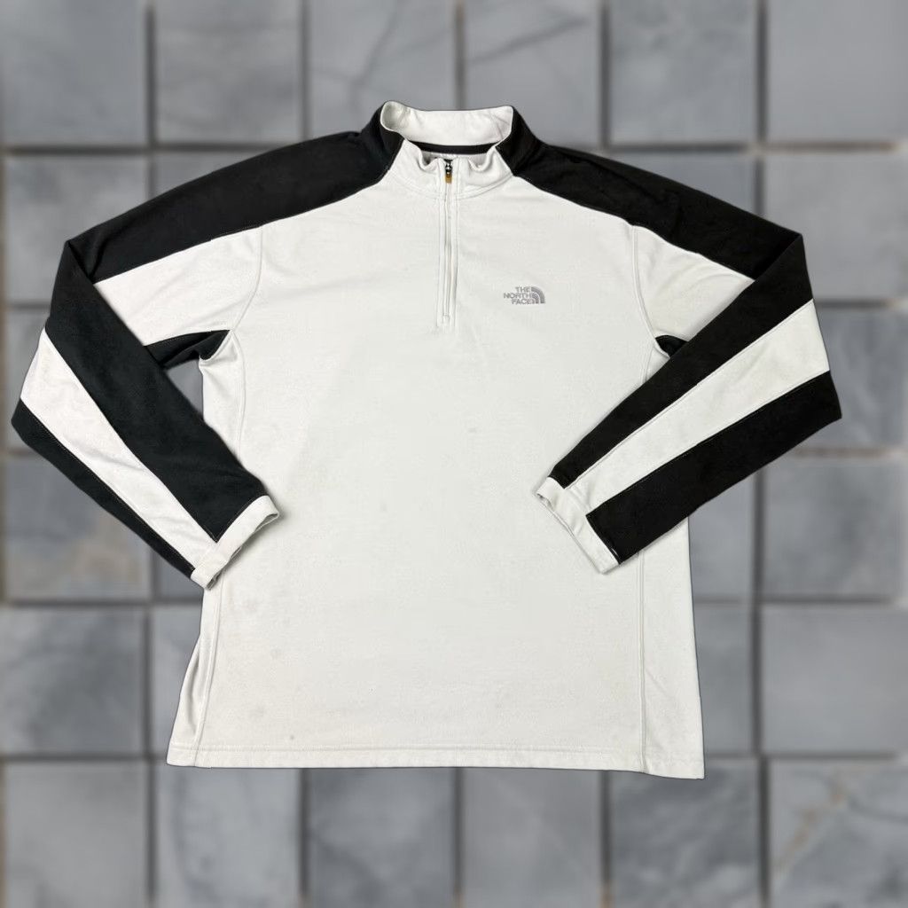 The North Face The North Face Sweatshirt Mens M Gray 1/4 Zip Fleece Pullover Mock Neck Casual All Seasons 1/4 Zip Logo Embroidered The North Face Size M Regular Fit Size US M / EU 48-50 / 2 - 1 Thumbnail