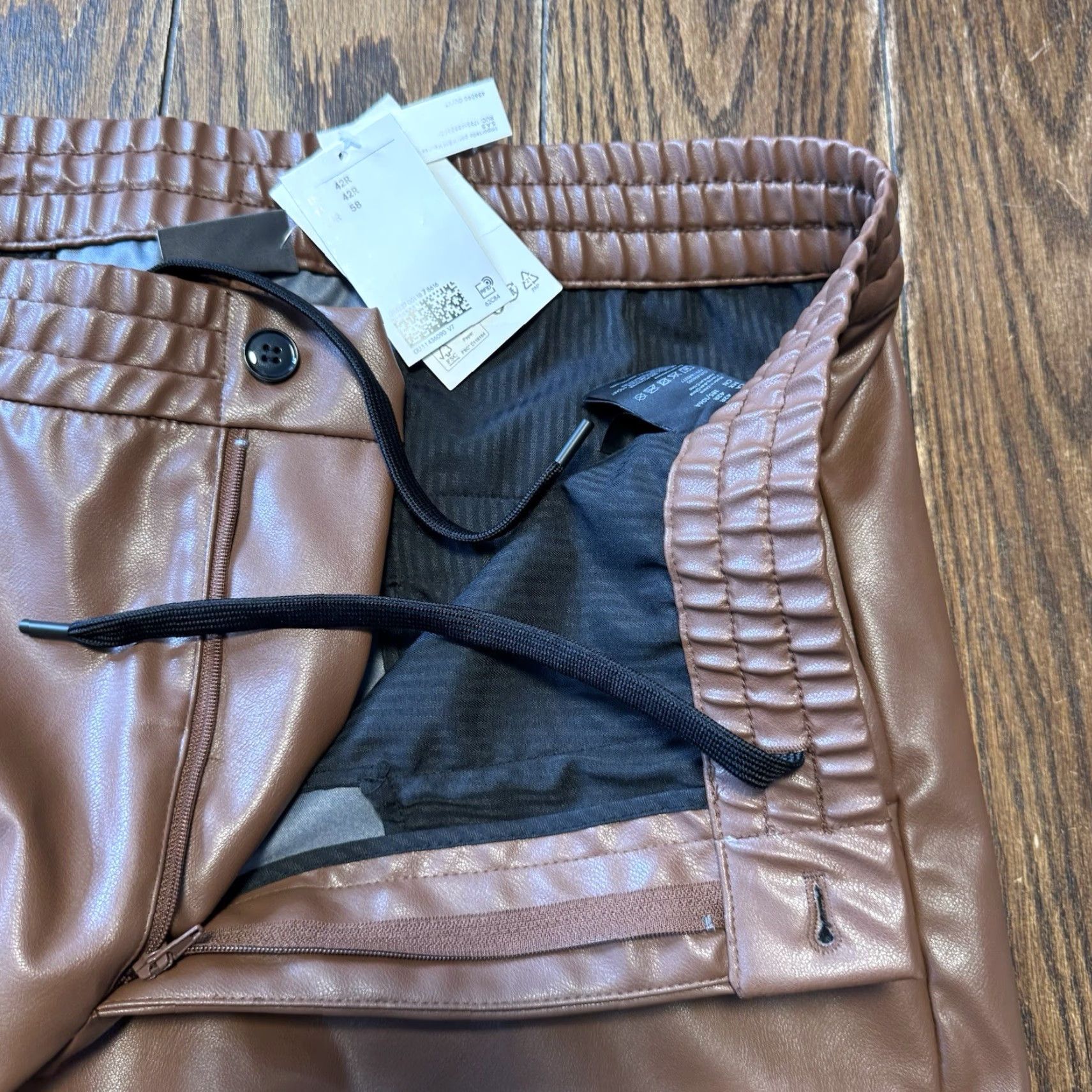 H&M H&M Vegan Leather Pants High Rise Straight Leg Relaxed Fit Brown Size 42 NEW Size 28" / US 6 / IT 42 - 5 Thumbnail