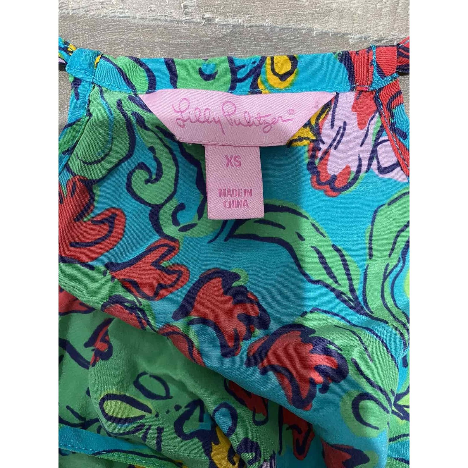 Lilly Pulitzer Lilly Pulitzer Shake your Tropical Silk Top Tank XS A002013 Size XS / US 0-2 / IT 36-38 - 7 Thumbnail