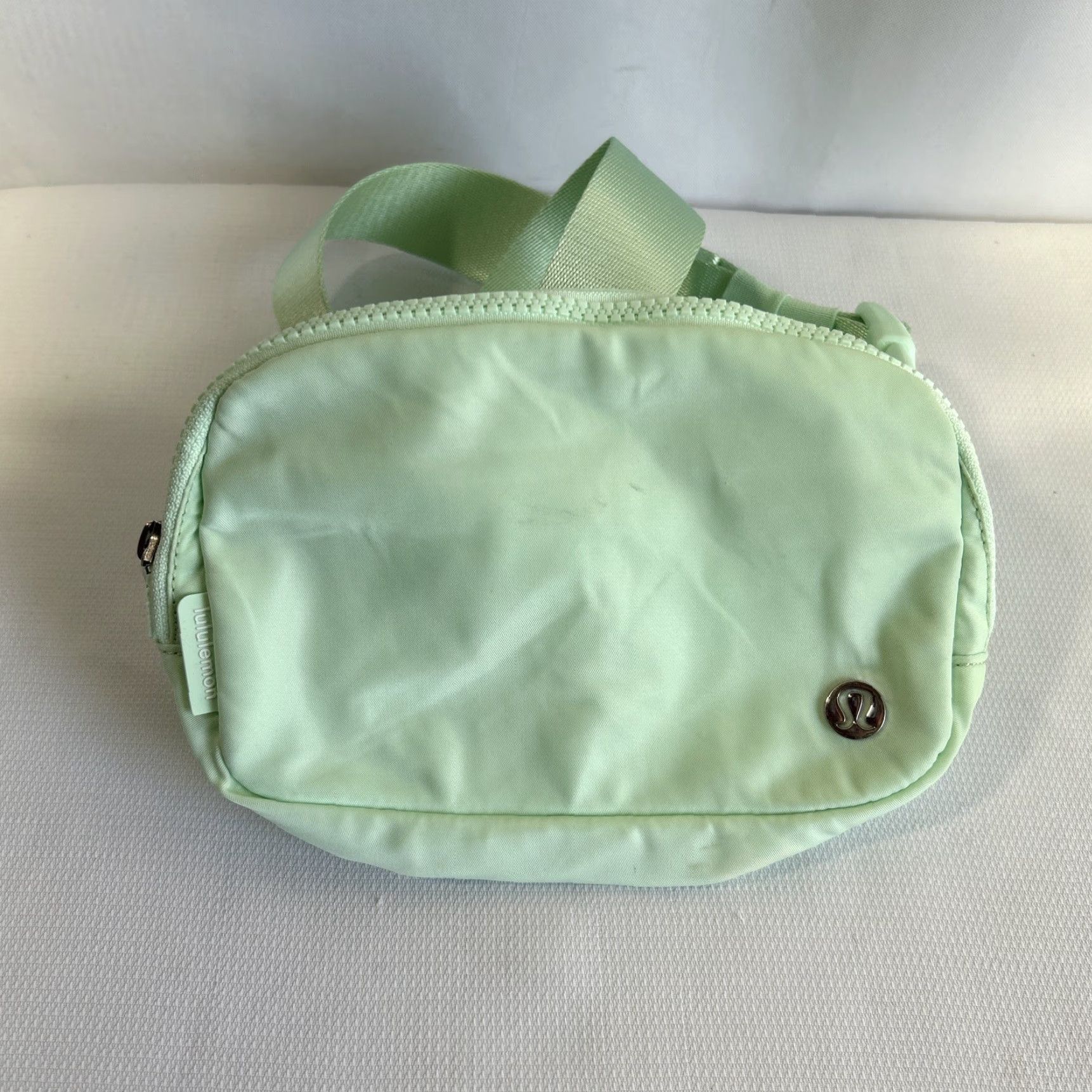 Lululemon LULULEMON Everywhere Belt Bag Women Mint Green Nylon Size ONE SIZE - 3 Thumbnail