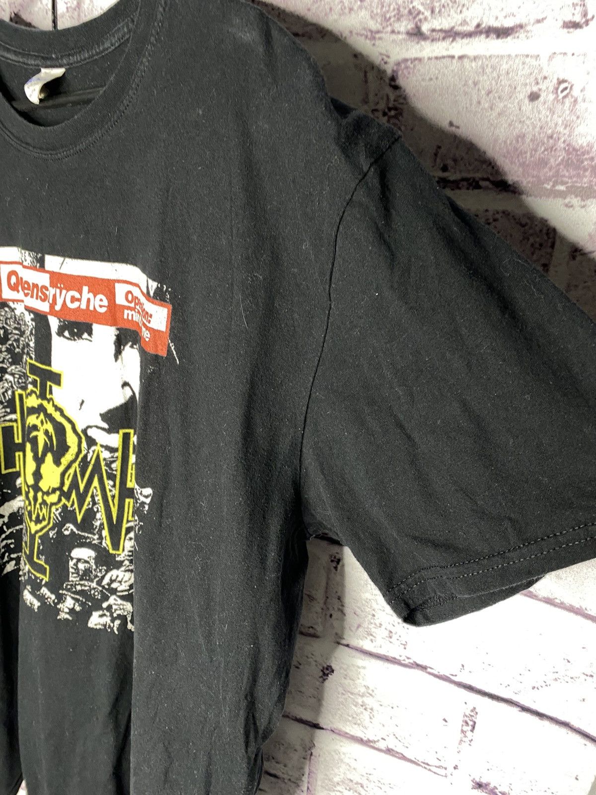Band Tees Men's Queens Ryche Mindcrime Vintage T-Shirt Band Tour Tee Size US XL / EU 56 / 4 - 2 Thumbnail