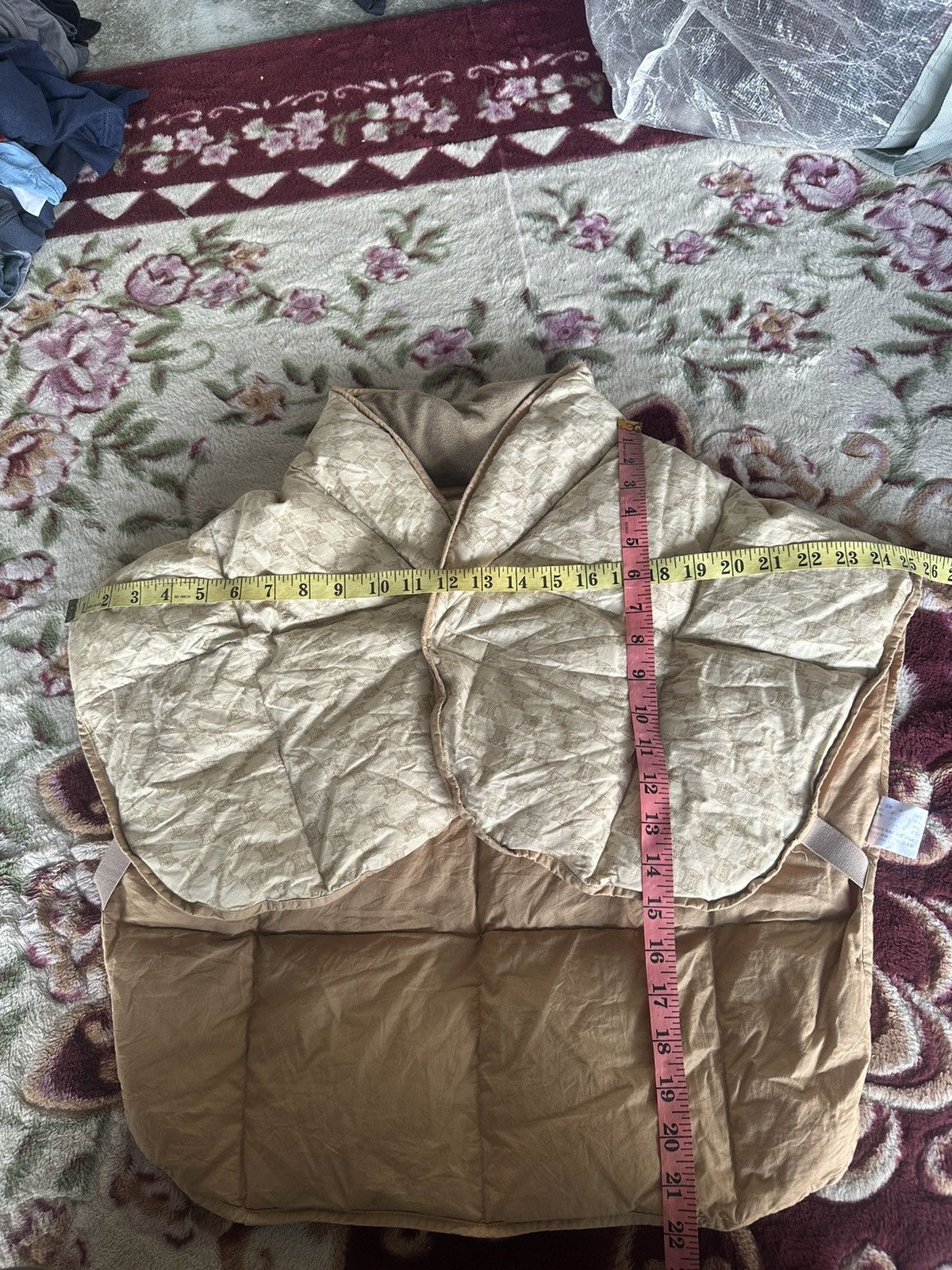 Celine Celine Monogram Cropped Goose Puffer Down Vests Jacket Size US M / EU 48-50 / 2 - 9 Thumbnail