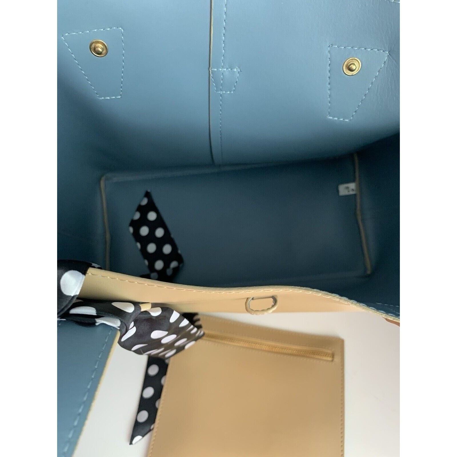 Barneys New York Barneys New York Leather Purse Beige Tote Bag Soft Leather Size ONE SIZE - 6 Thumbnail