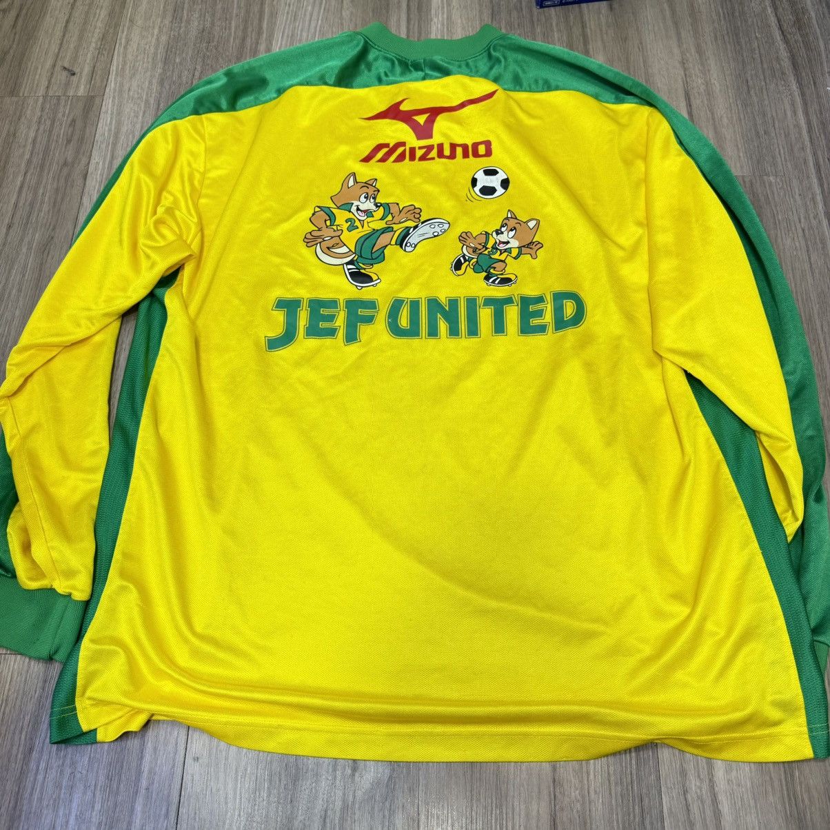 Mizuno JEF United classic longsleeves training jersey Size US XL / EU 56 / 4 - 2 Thumbnail