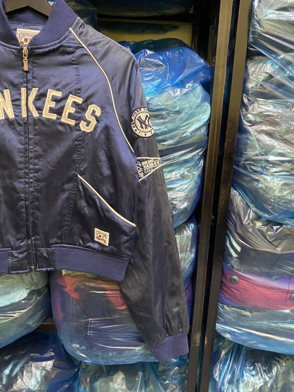 New York Yankees VINTAGE YANKEES SATIN JACKET Size S / US 4 / IT 40 - 4 Thumbnail